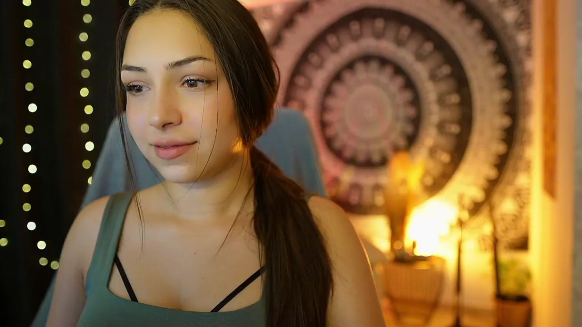 Gallery image thumbnail from Briar__Rose's myfreecams stream on, 07/03/2024, 13:58 image 15 of 20