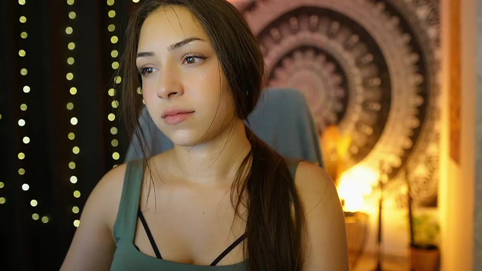 Gallery image thumbnail from Briar__Rose's myfreecams stream on, 07/03/2024, 14:51 image 18 of 20