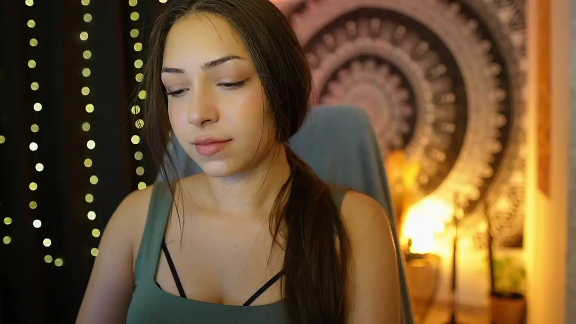 Gallery image thumbnail from Briar__Rose's myfreecams stream on, 07/03/2024, 14:51 image 15 of 20