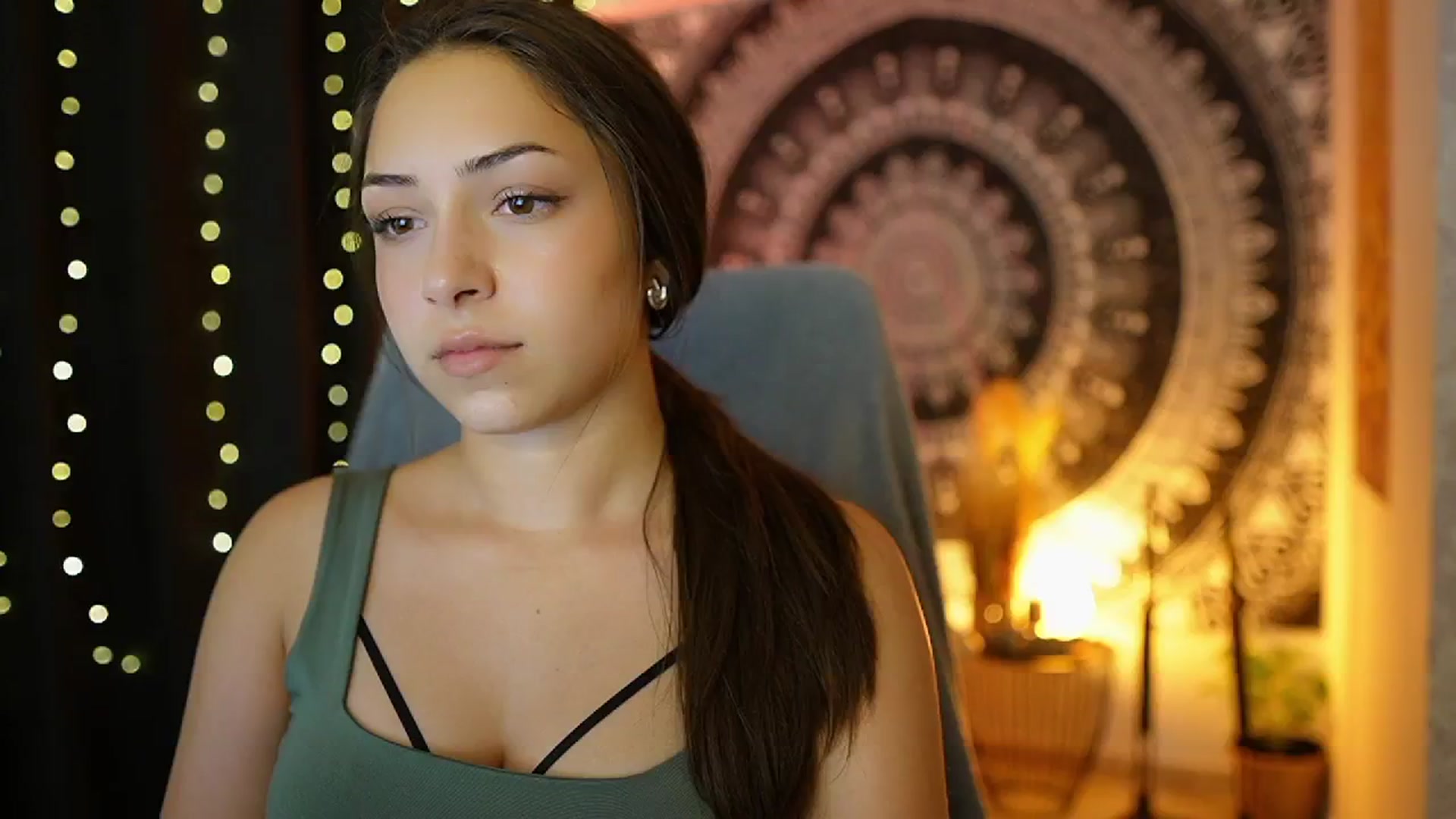 Gallery image thumbnail from Briar__Rose's myfreecams stream on, 07/03/2024, 18:01 image 16 of 20