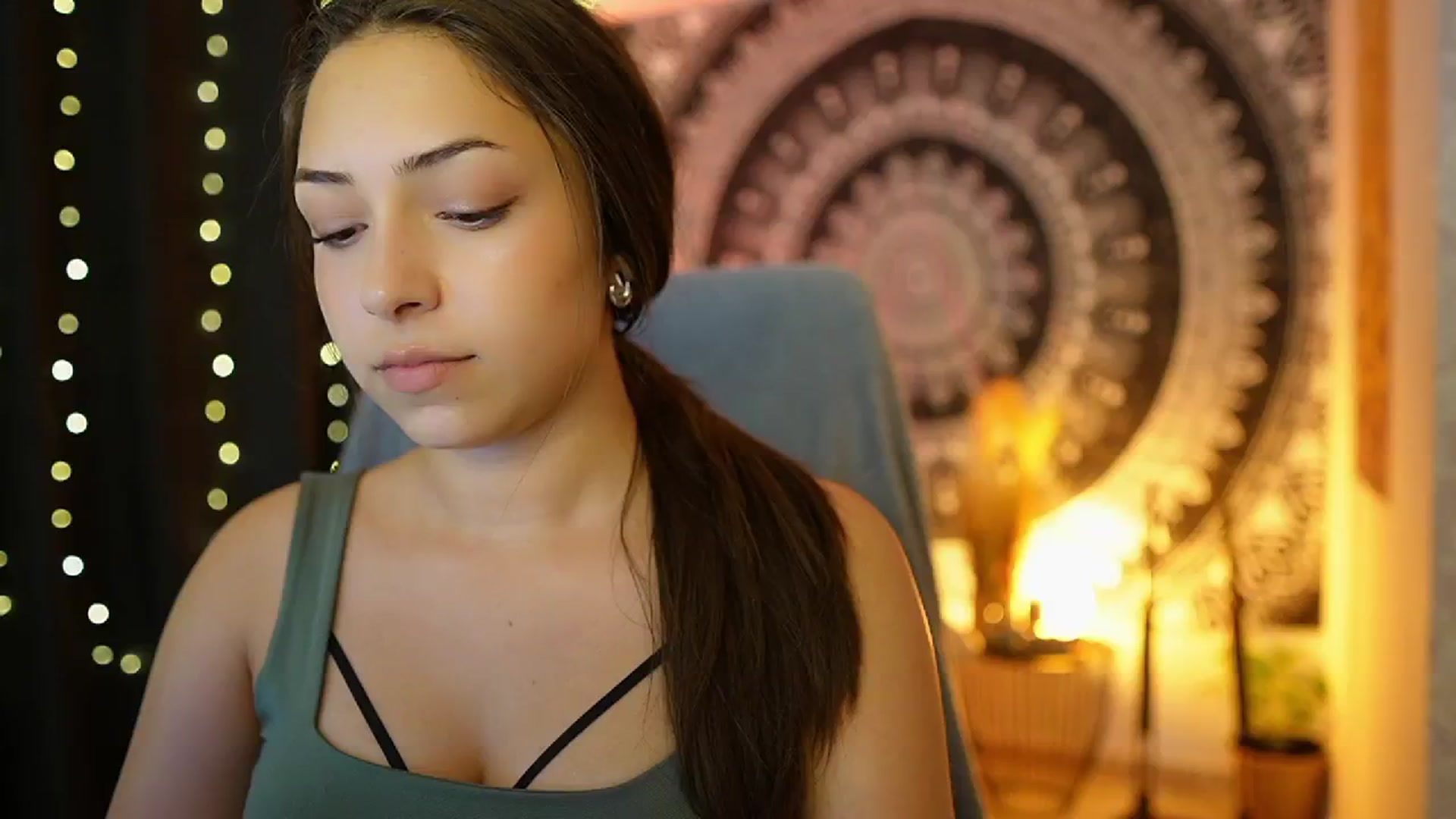 Gallery image thumbnail from Briar__Rose's myfreecams stream on, 07/03/2024, 18:01 image 2 of 20