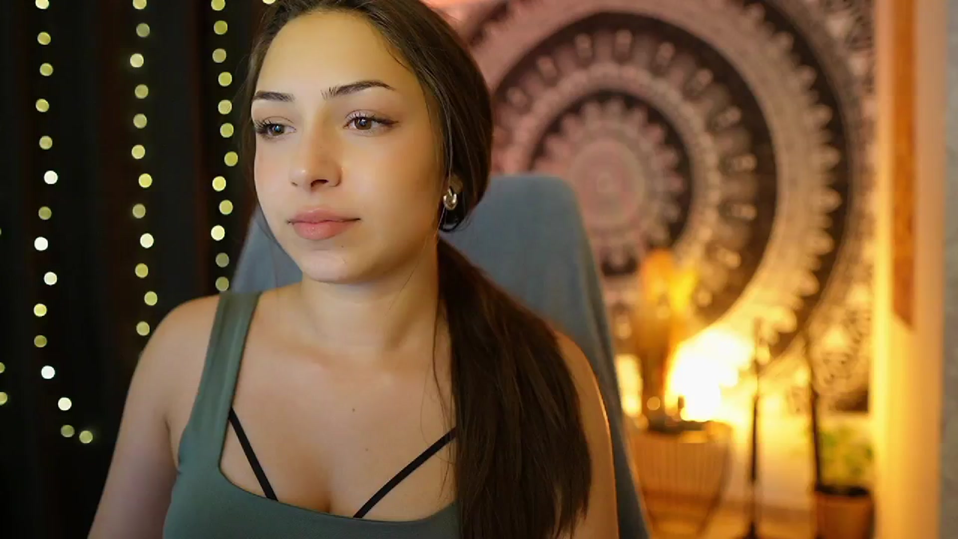 Gallery image thumbnail from Briar__Rose's myfreecams stream on, 07/03/2024, 18:01 image 13 of 20
