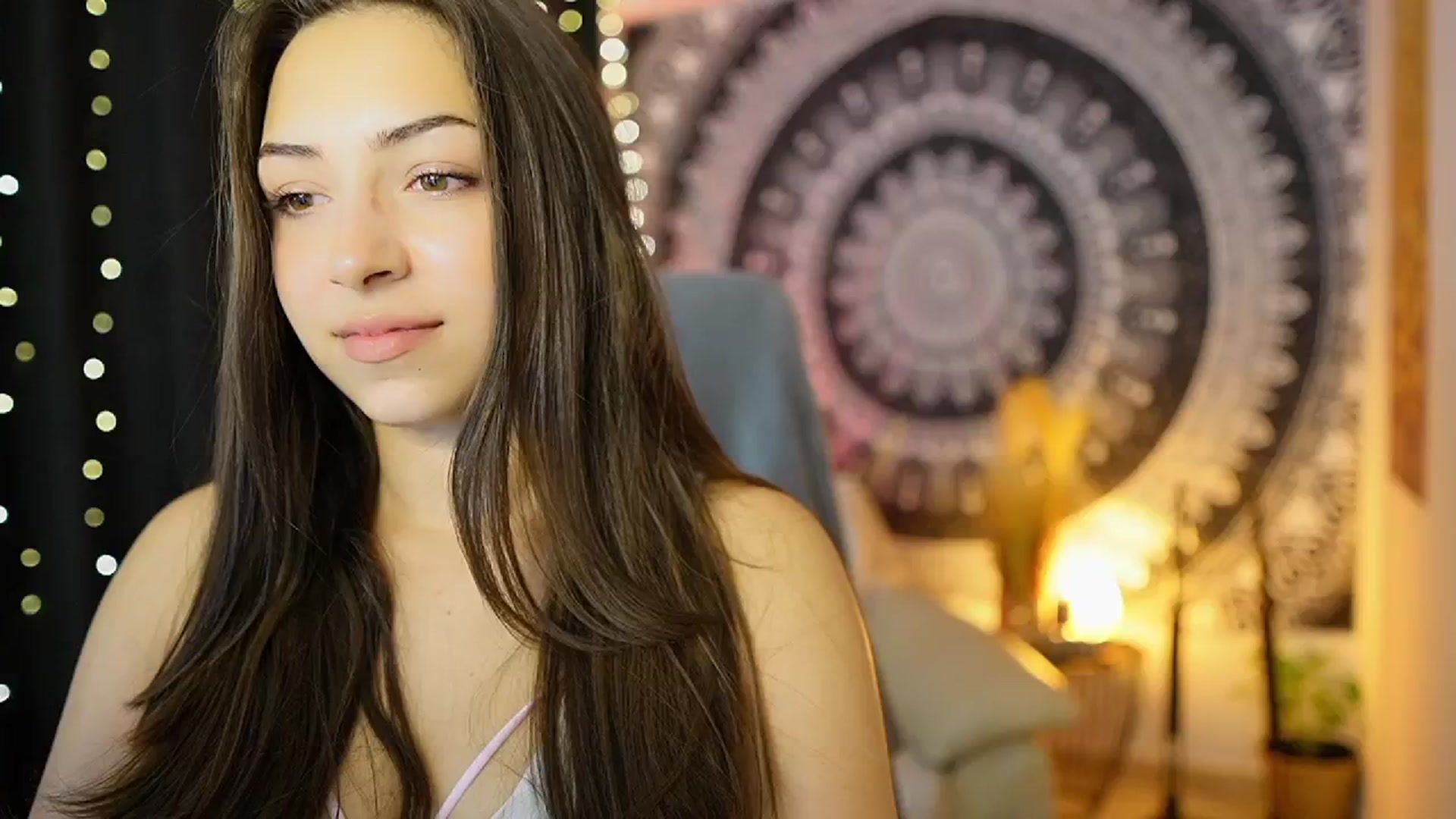 Gallery image thumbnail from Briar__Rose's myfreecams stream on, 07/04/2024, 14:38 image 6 of 20