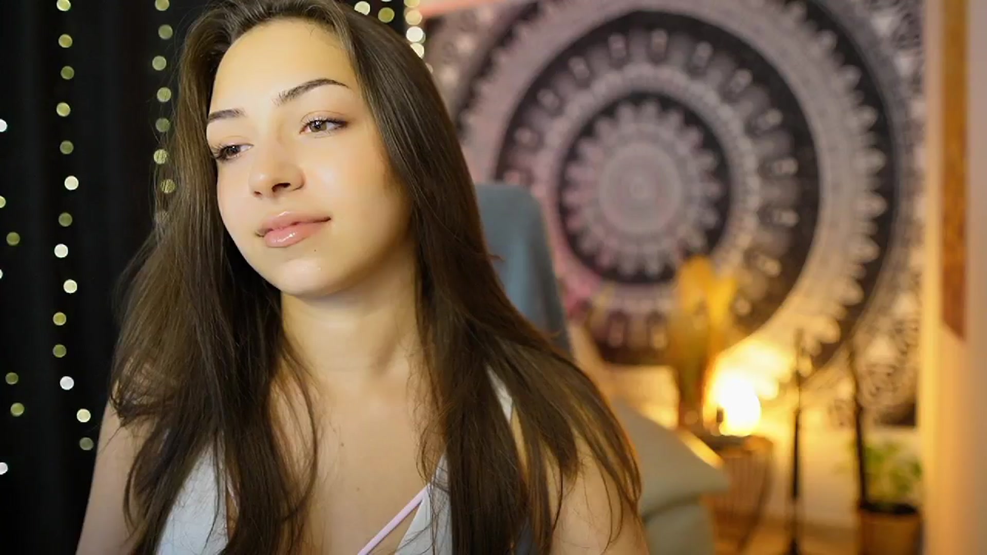 Gallery image thumbnail from Briar__Rose's myfreecams stream on, 07/04/2024, 16:35 image 18 of 20