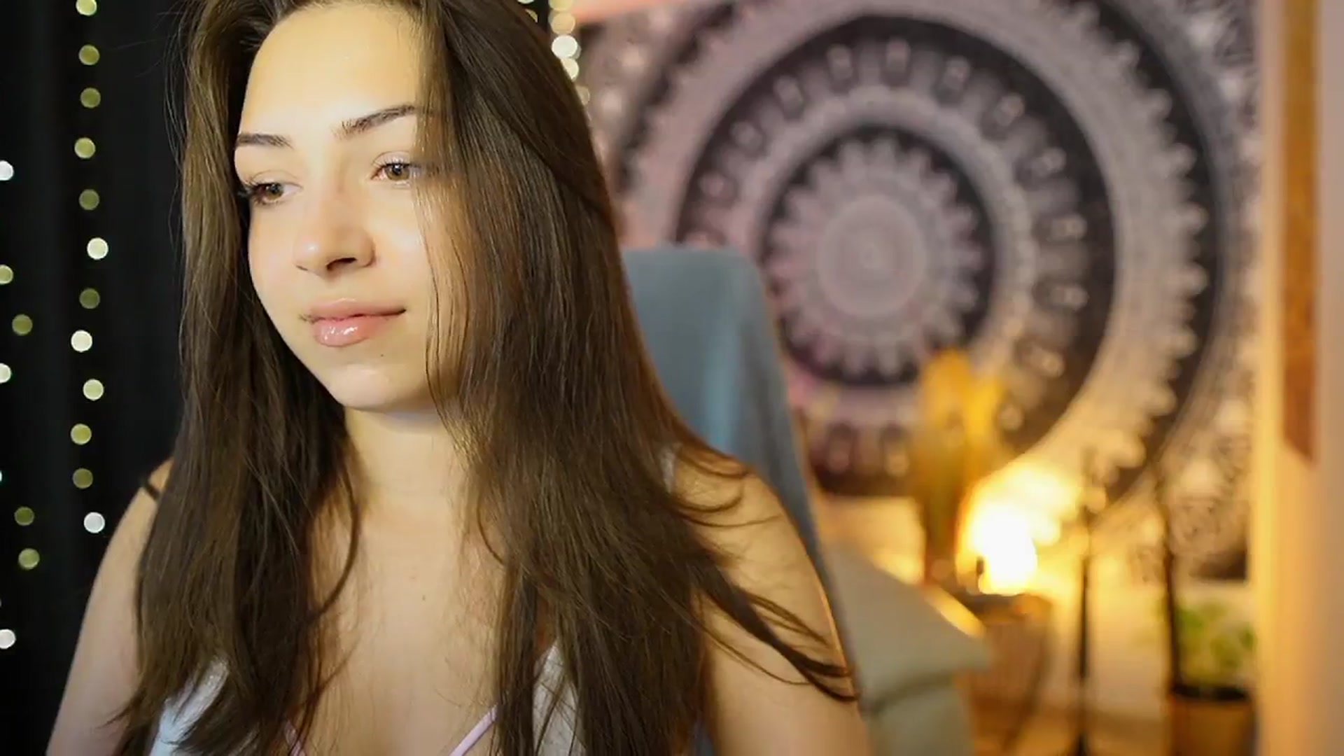 Gallery image thumbnail from Briar__Rose's myfreecams stream on, 07/04/2024, 16:35 image 13 of 20