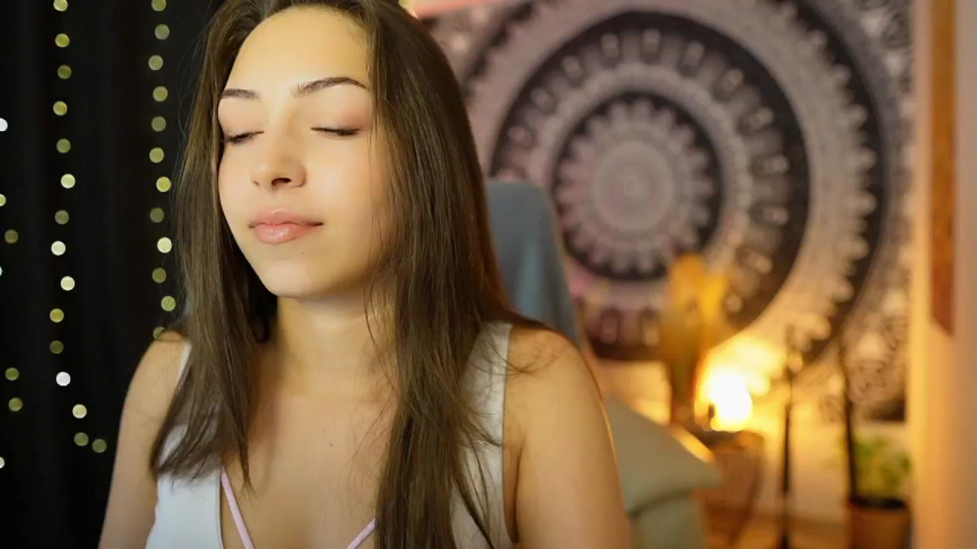 Gallery image thumbnail from Briar__Rose's myfreecams stream on, 07/04/2024, 17:57 image 17 of 20