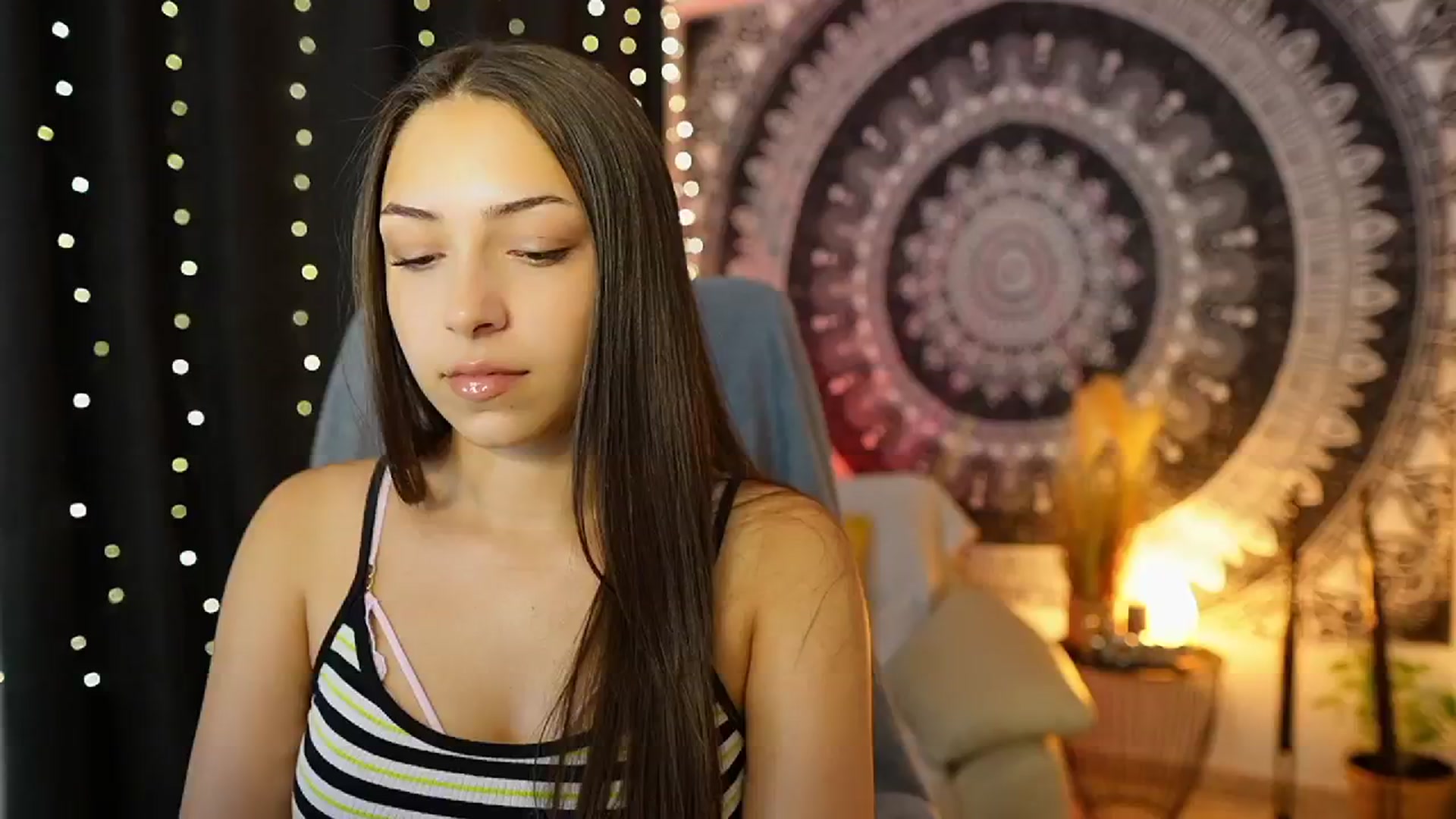 Gallery image thumbnail from Briar__Rose's myfreecams stream on, 07/09/2024, 16:05 image 3 of 20