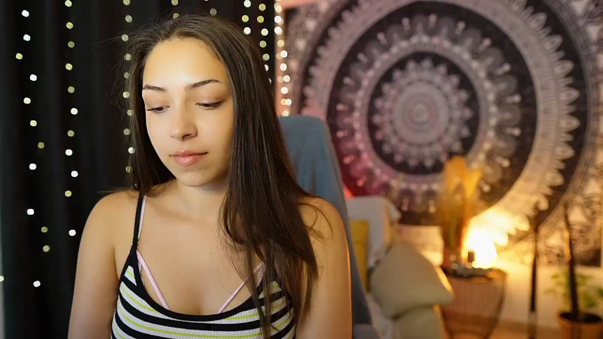 Gallery image thumbnail from Briar__Rose's myfreecams stream on, 07/09/2024, 16:44 image 19 of 20