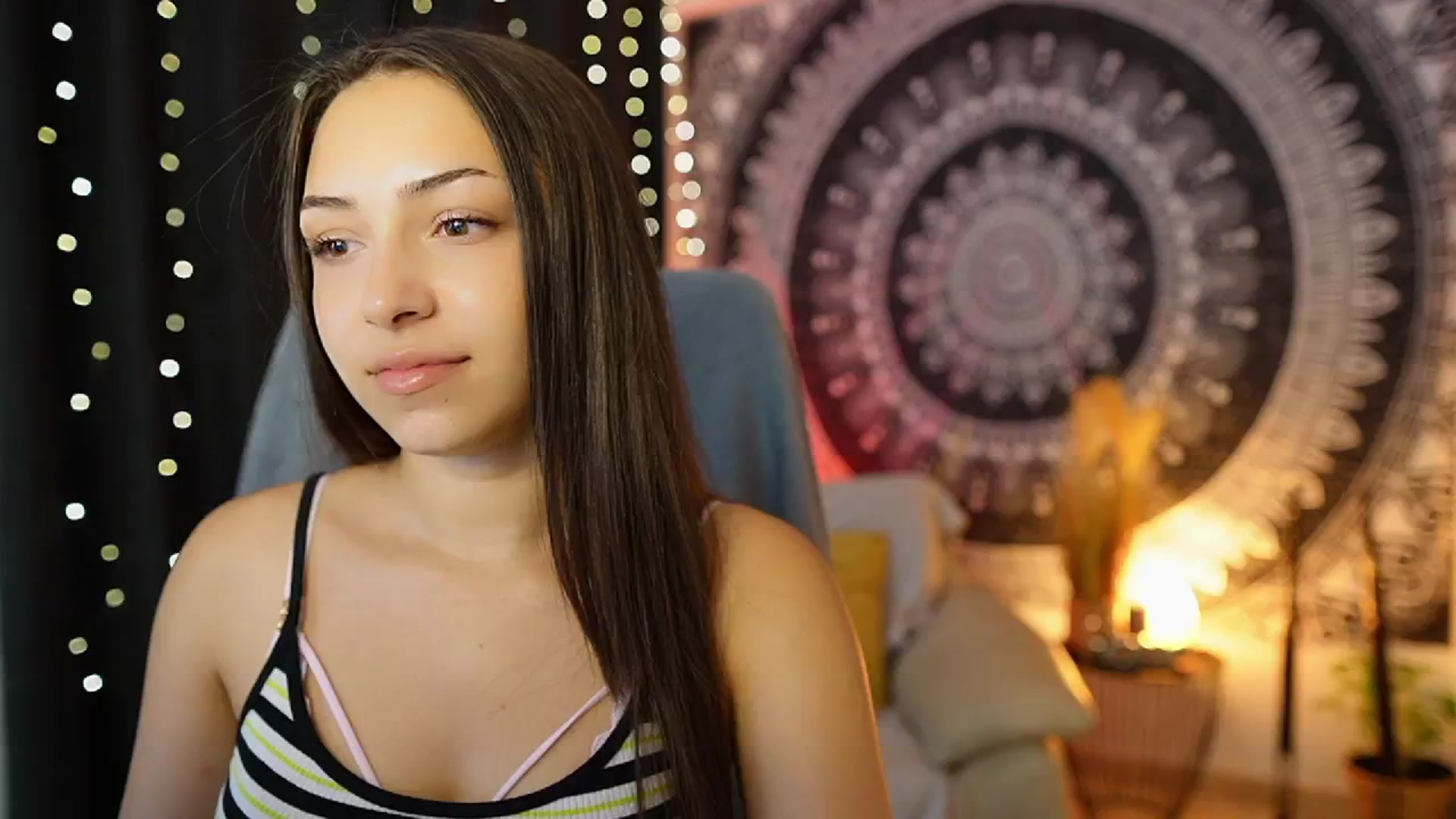 Gallery image thumbnail from Briar__Rose's myfreecams stream on, 07/09/2024, 17:11 image 14 of 20