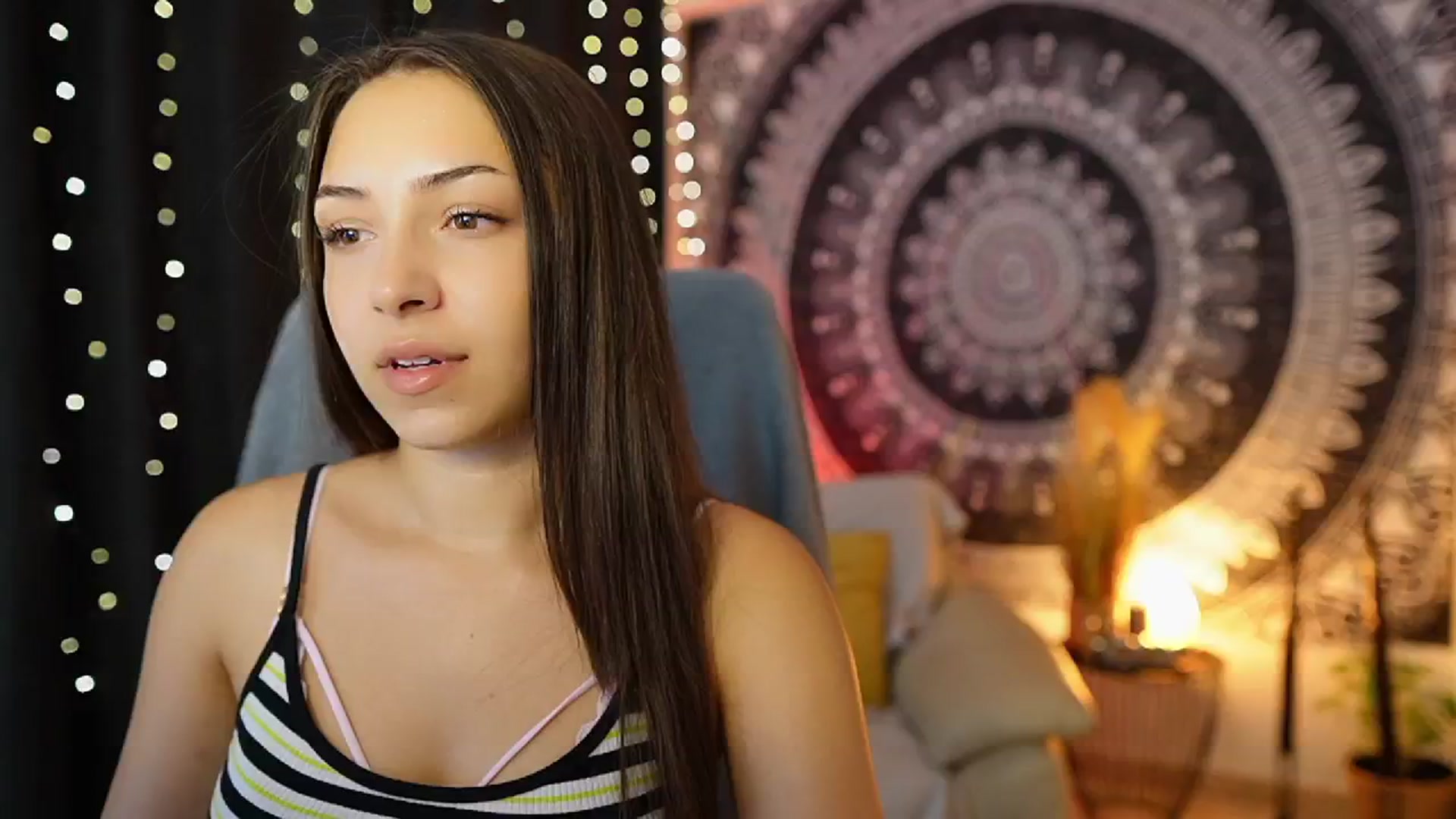 Gallery image thumbnail from Briar__Rose's myfreecams stream on, 07/09/2024, 17:11 image 13 of 20