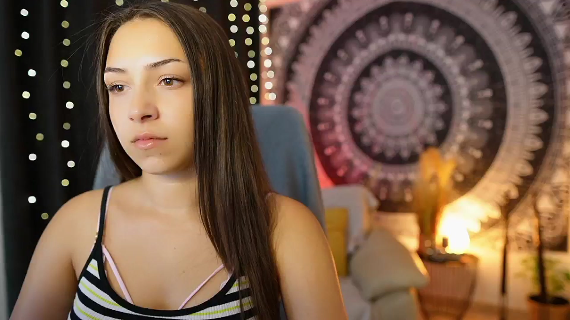 Gallery image thumbnail from Briar__Rose's myfreecams stream on, 07/09/2024, 17:11 image 16 of 20