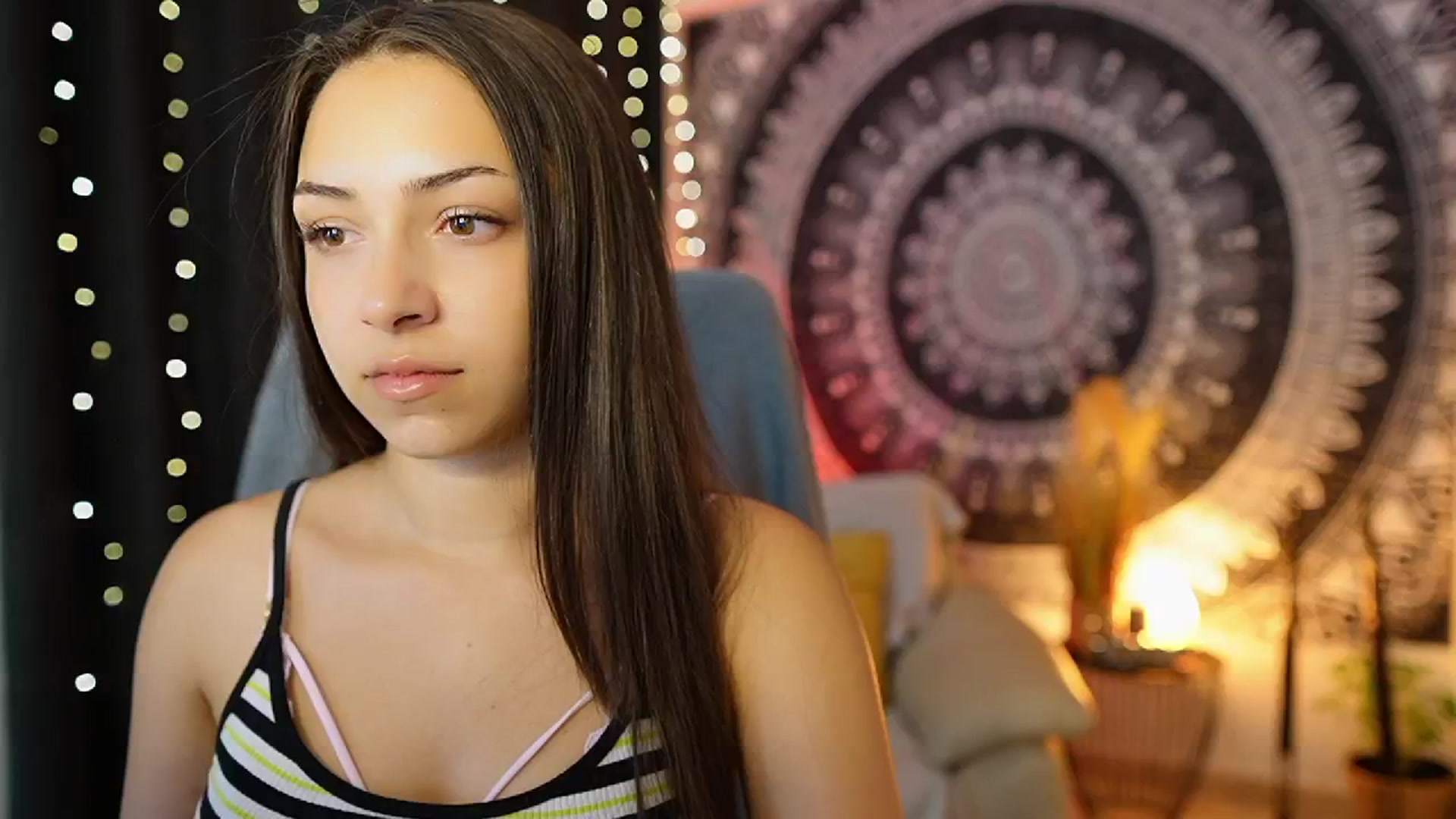 Gallery image thumbnail from Briar__Rose's myfreecams stream on, 07/09/2024, 17:11 image 18 of 20