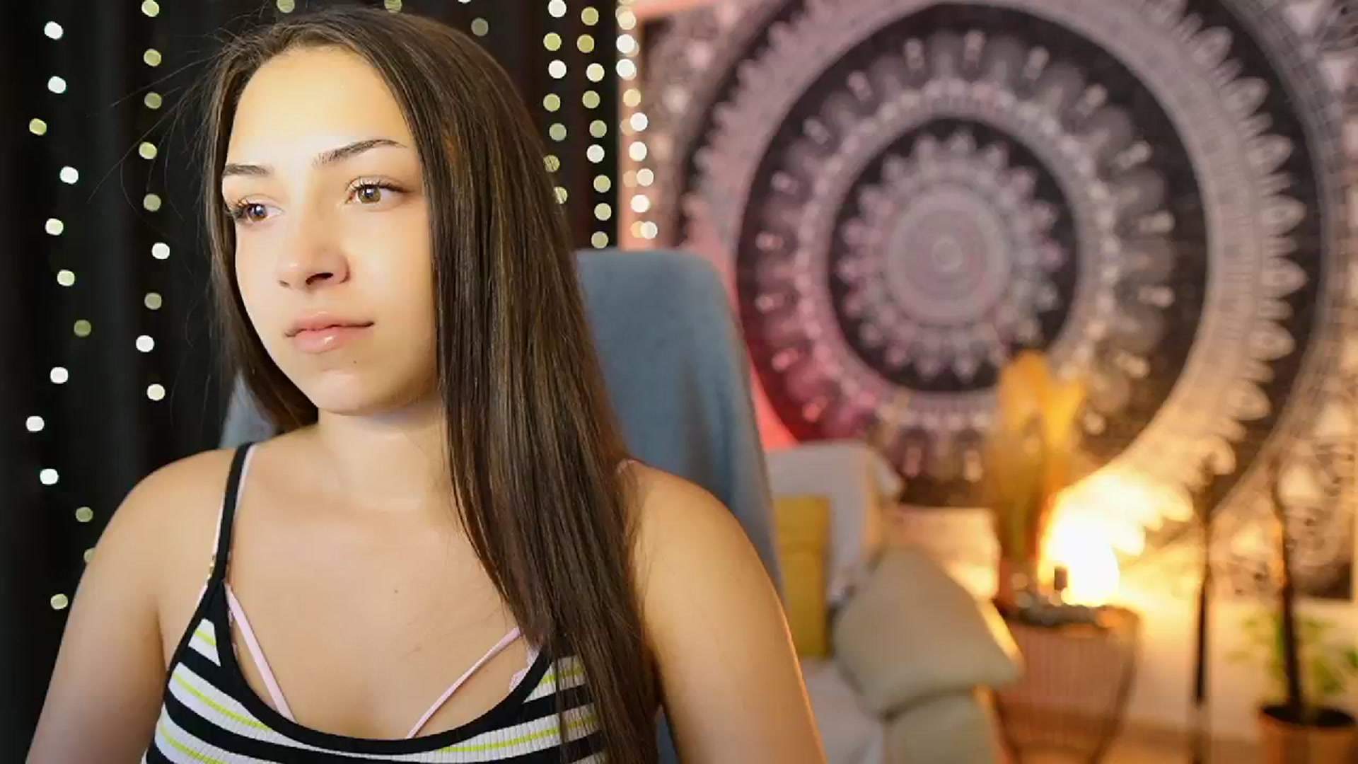 Gallery image thumbnail from Briar__Rose's myfreecams stream on, 07/09/2024, 17:11 image 15 of 20