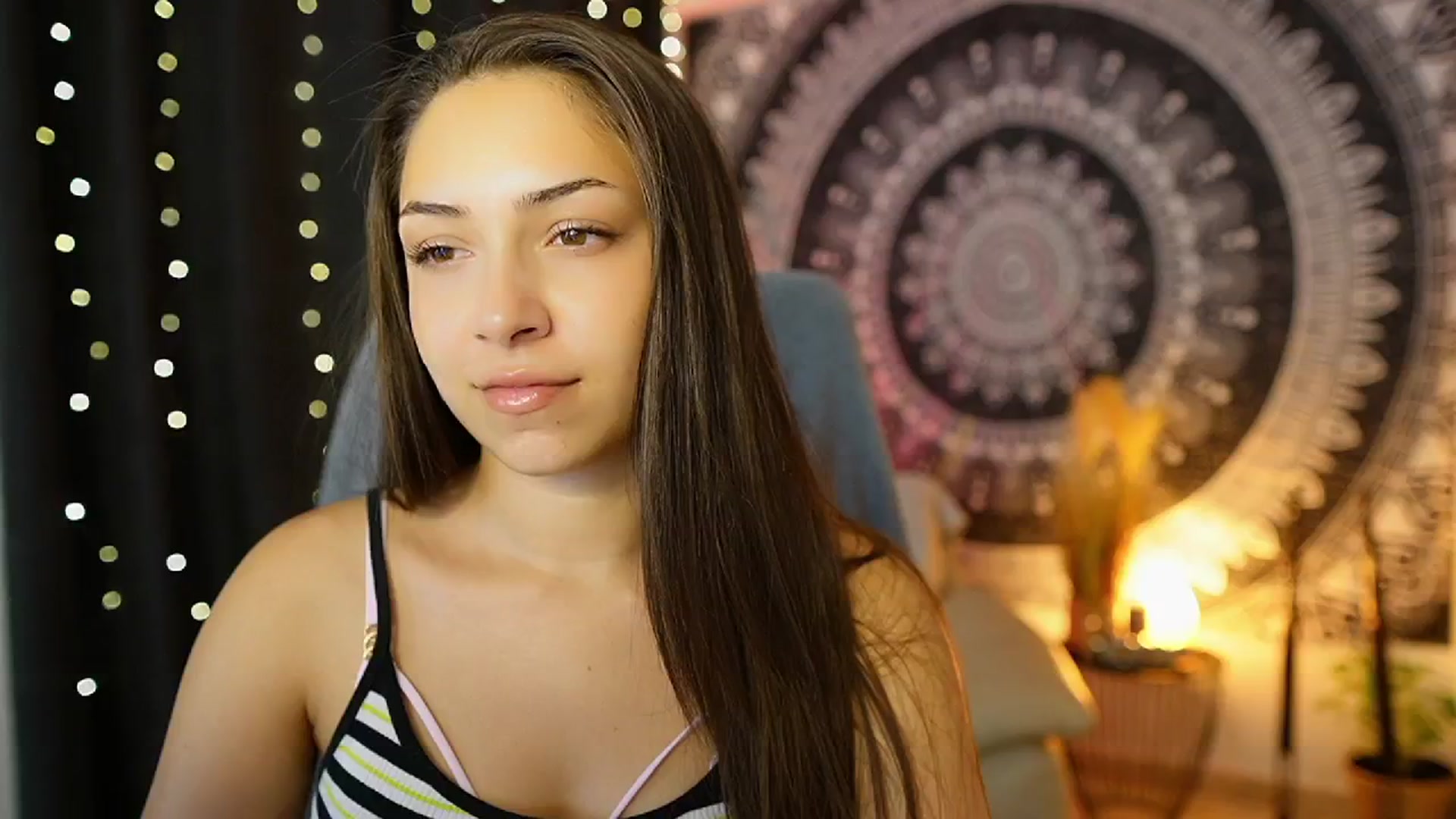 Gallery image thumbnail from Briar__Rose's myfreecams stream on, 07/09/2024, 18:54 image 18 of 20