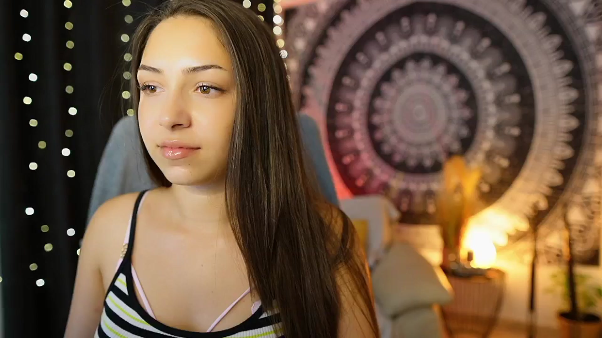 Gallery image thumbnail from Briar__Rose's myfreecams stream on, 07/09/2024, 18:54 image 9 of 20