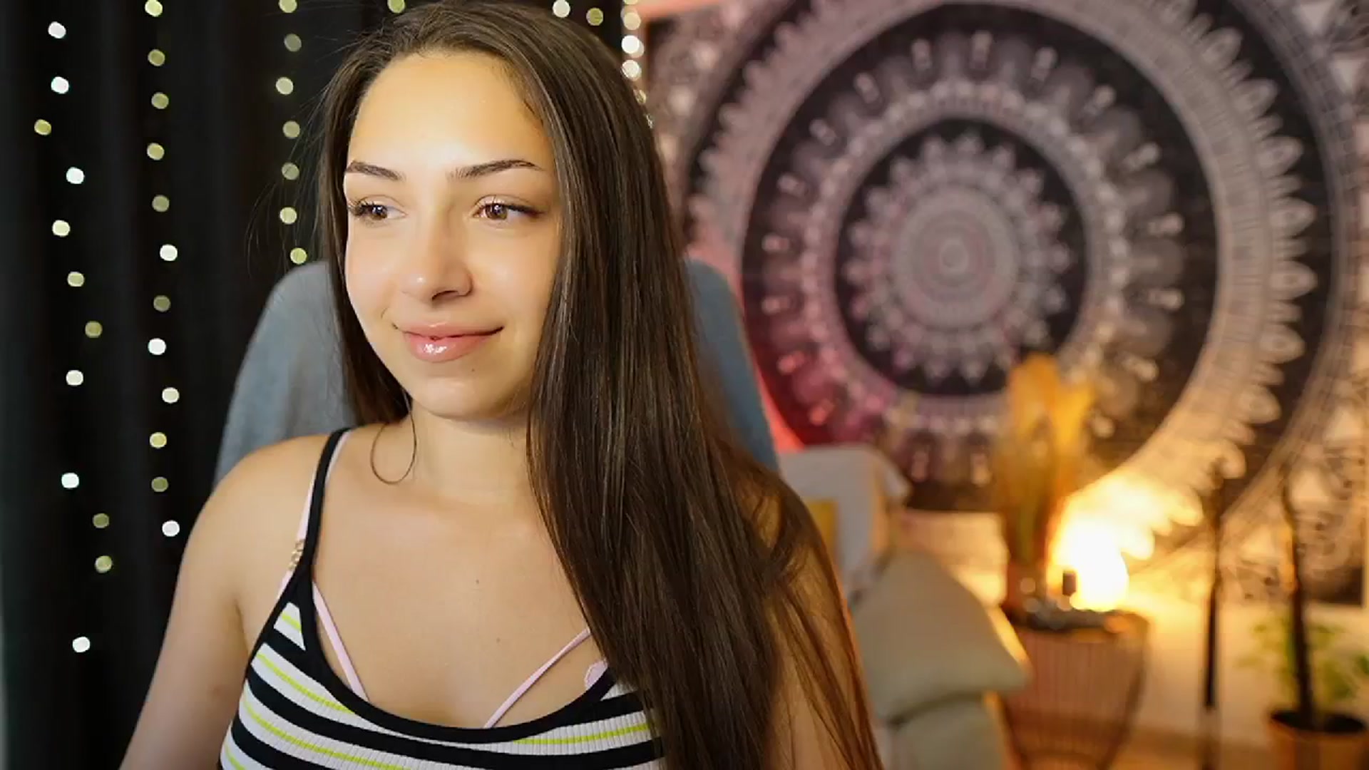 Gallery image thumbnail from Briar__Rose's myfreecams stream on, 07/09/2024, 18:54 image 7 of 20