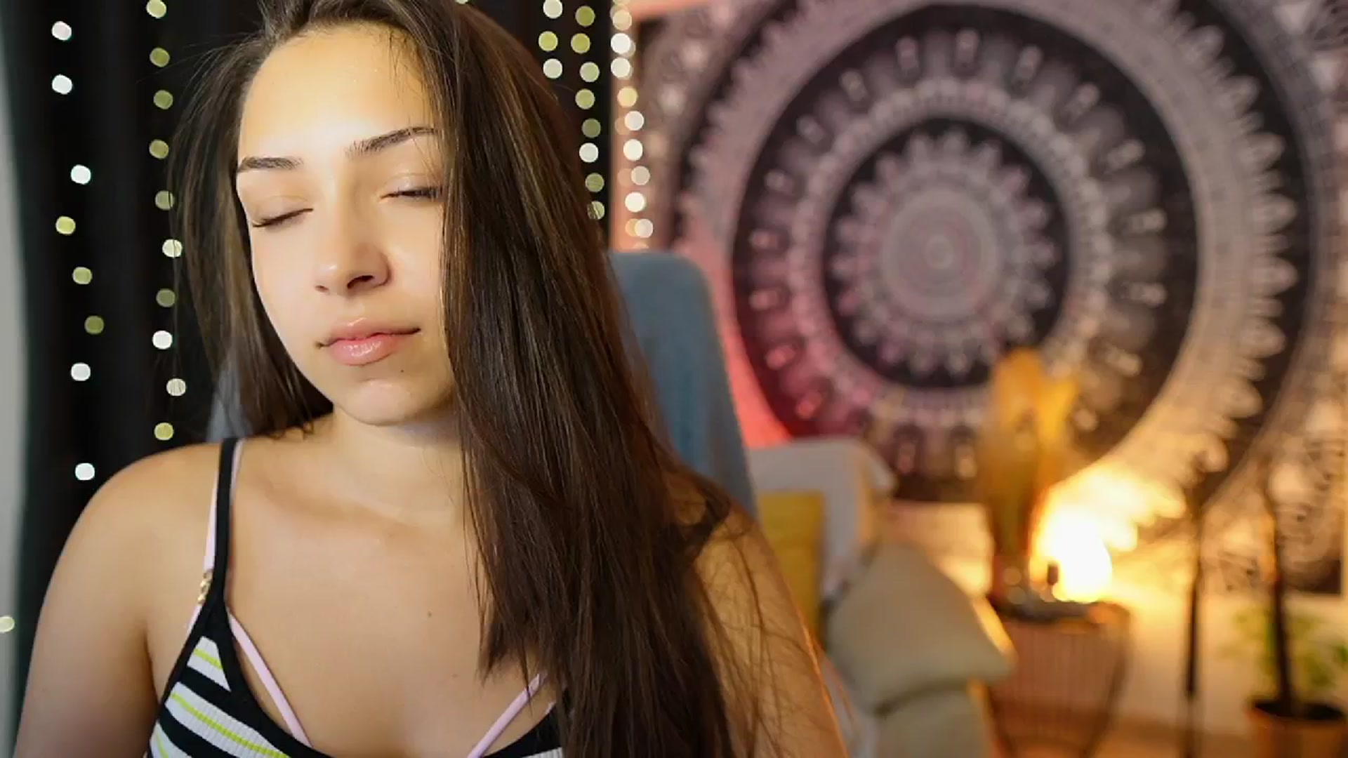Gallery image thumbnail from Briar__Rose's myfreecams stream on, 07/09/2024, 20:24 image 14 of 20