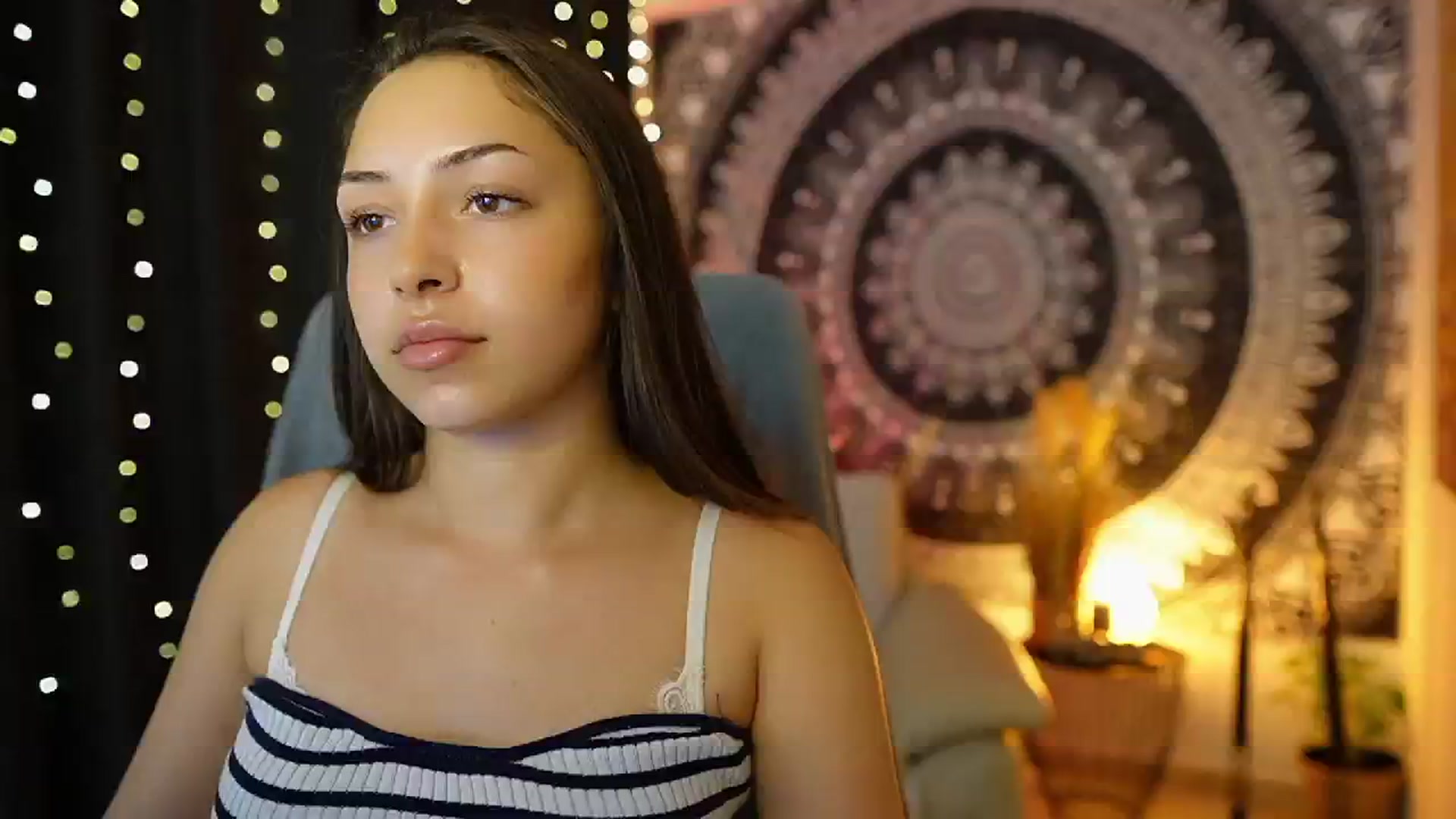 Gallery image thumbnail from Briar__Rose's myfreecams stream on, 07/10/2024, 17:11 image 3 of 20
