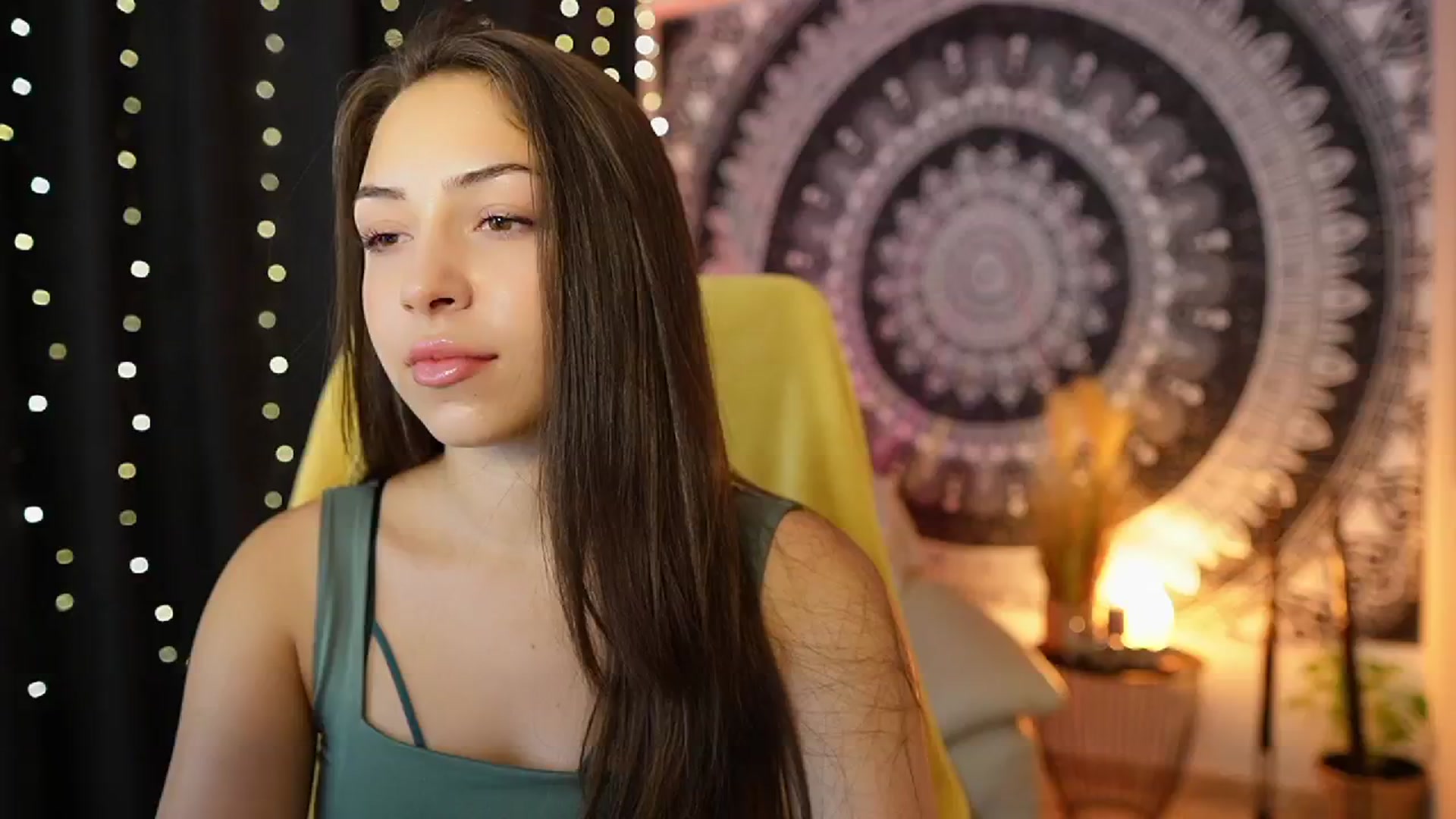 Gallery image thumbnail from Briar__Rose's myfreecams stream on, 07/16/2024, 14:32 image 9 of 20