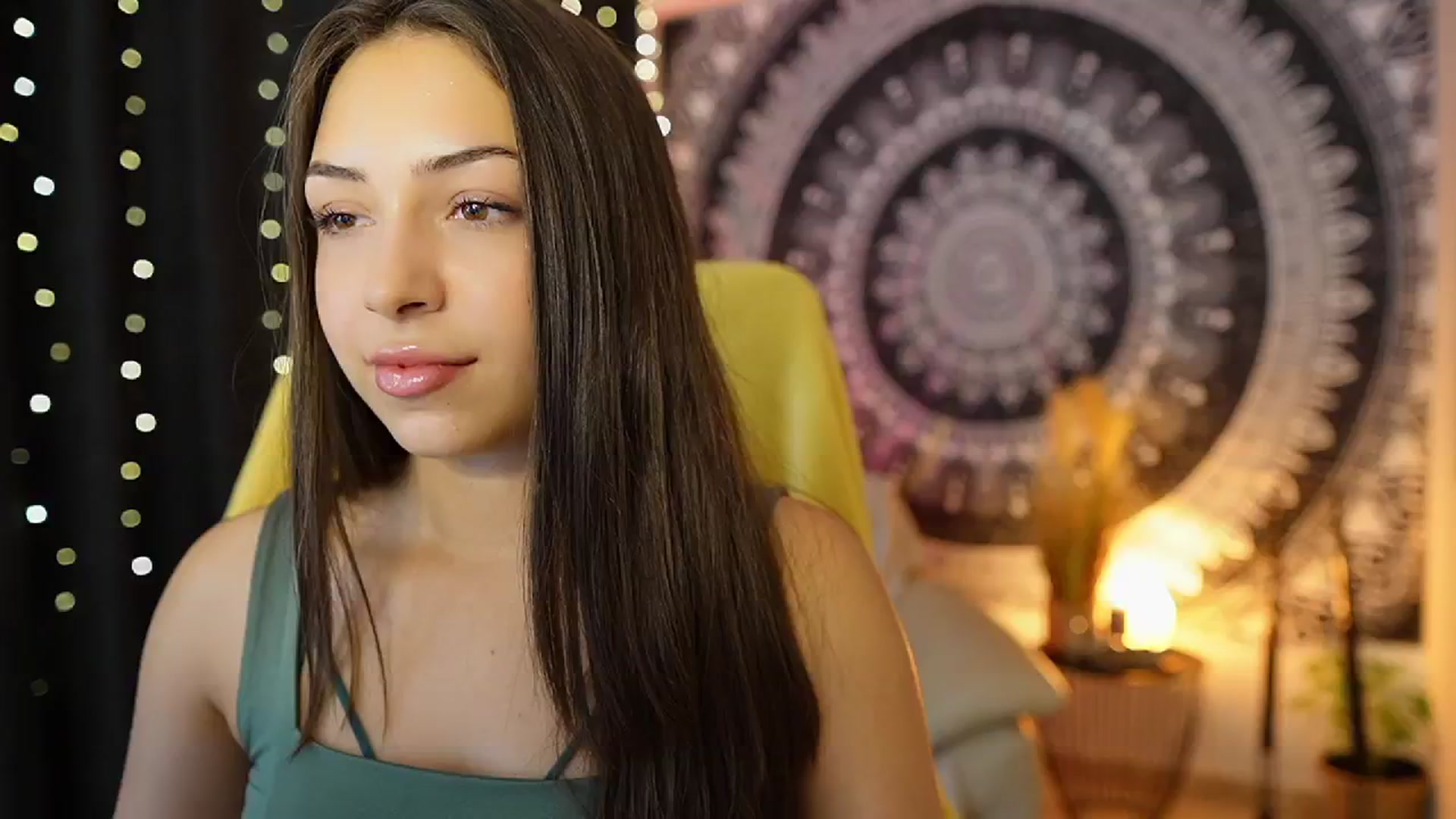 Gallery image thumbnail from Briar__Rose's myfreecams stream on, 07/16/2024, 14:32 image 2 of 20