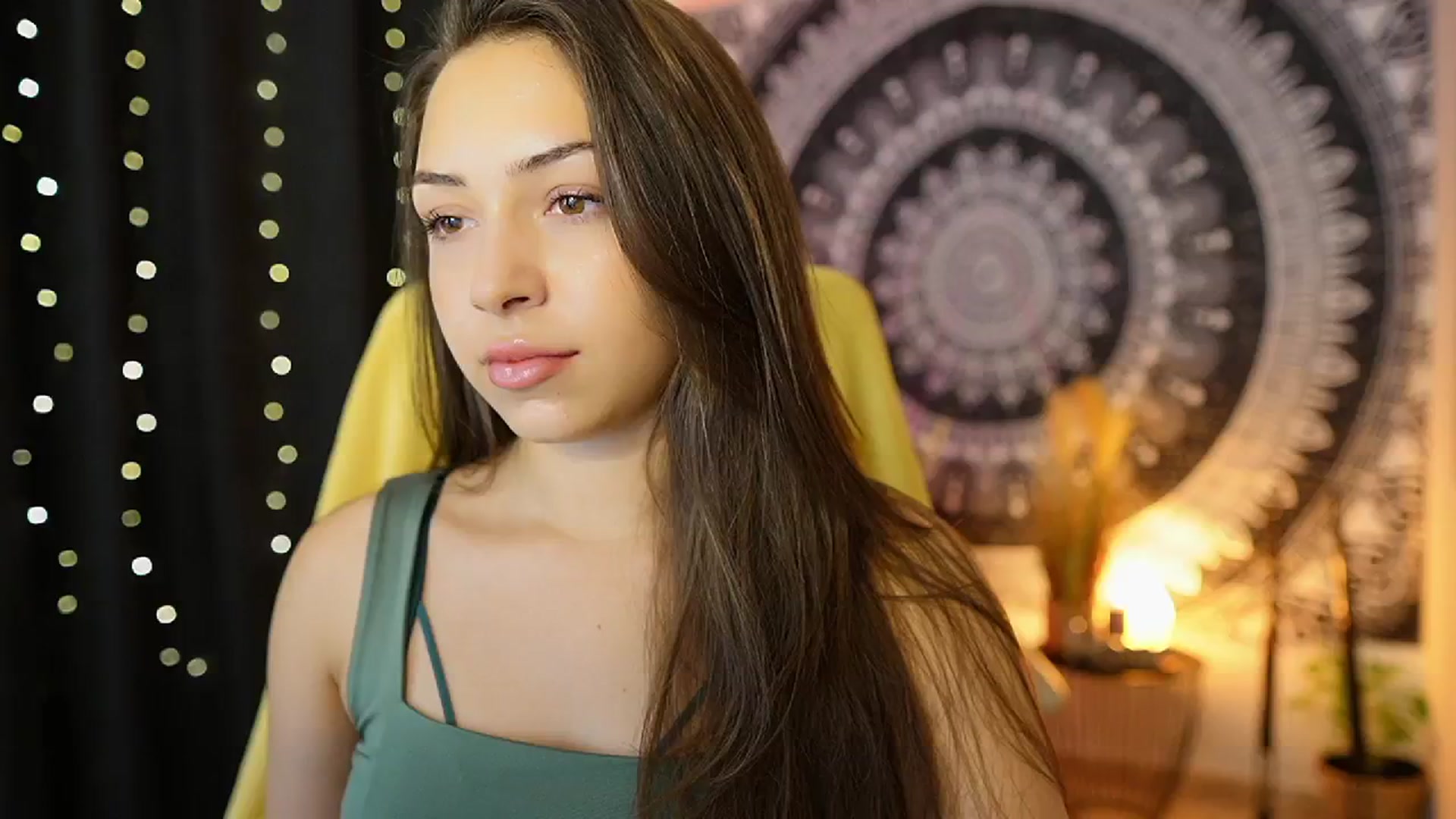 Gallery image thumbnail from Briar__Rose's myfreecams stream on, 07/16/2024, 14:32 image 19 of 20