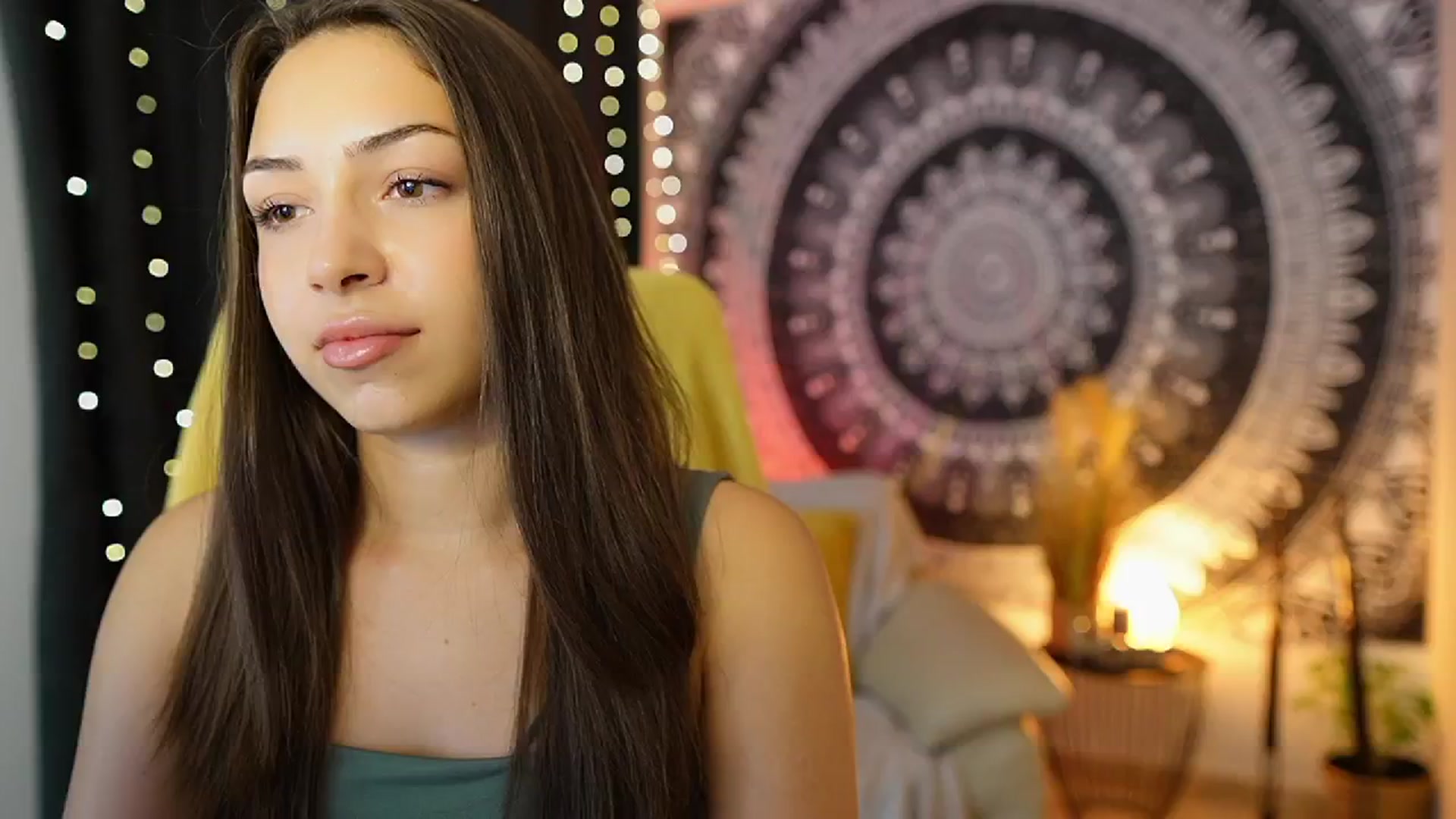 Gallery image thumbnail from Briar__Rose's myfreecams stream on, 07/16/2024, 17:03 image 18 of 20