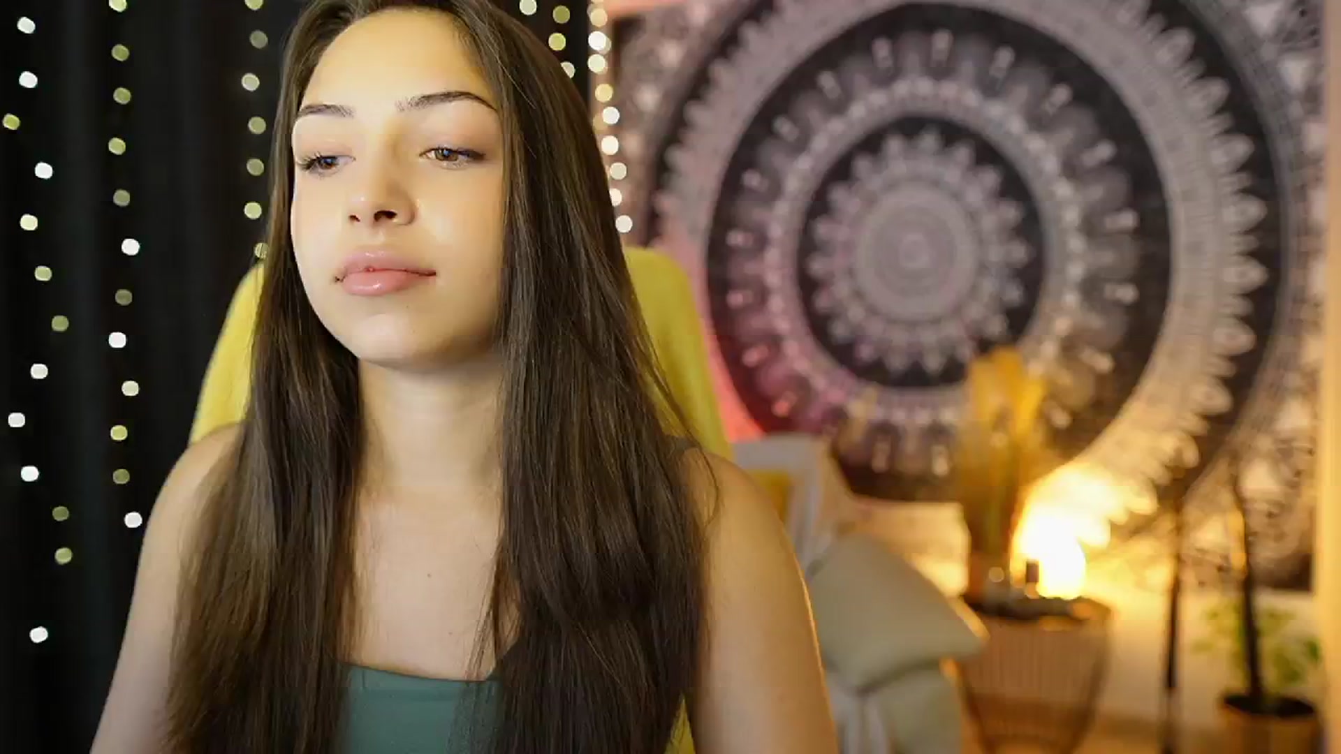 Gallery image thumbnail from Briar__Rose's myfreecams stream on, 07/16/2024, 17:03 image 15 of 20
