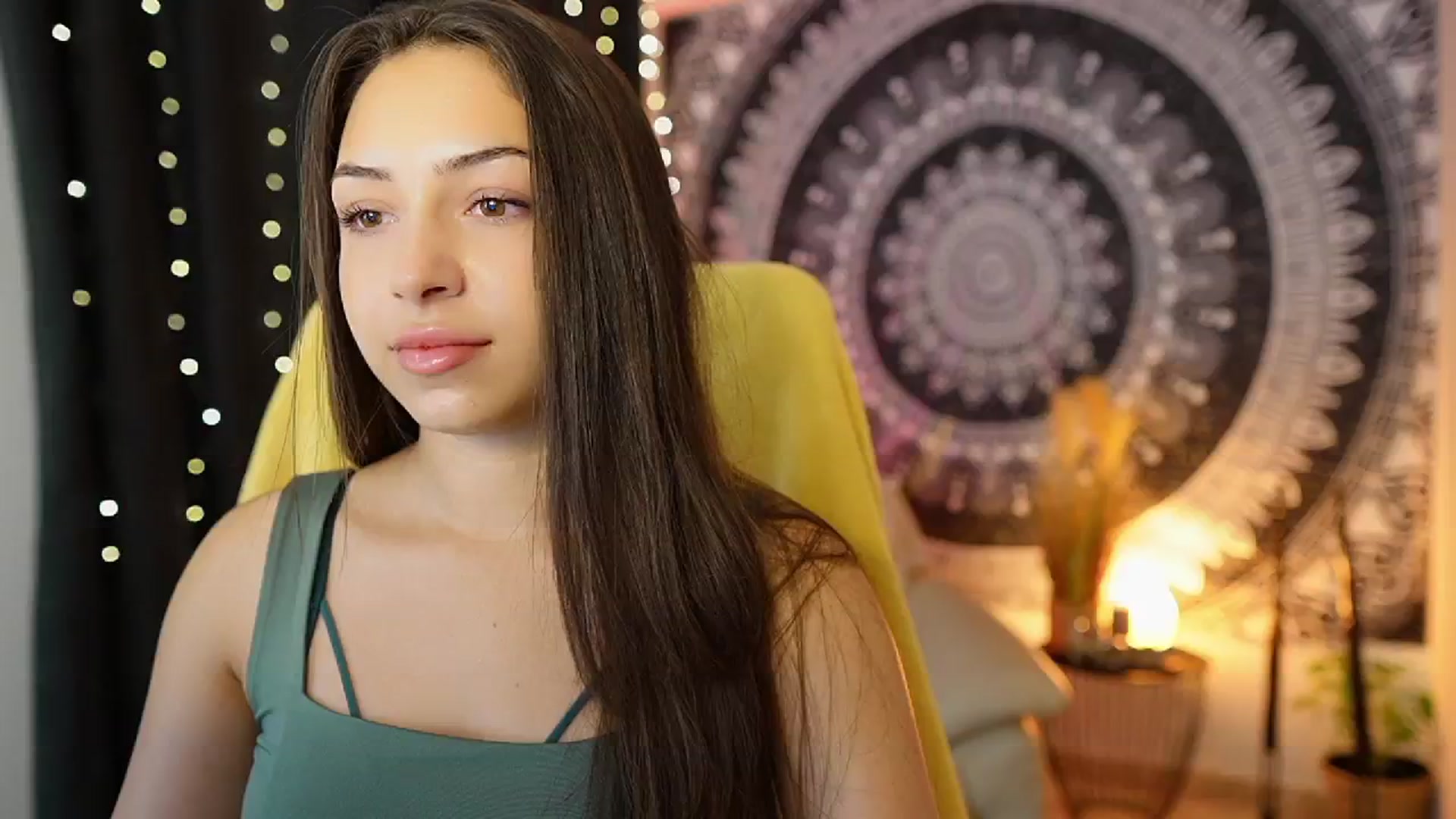 Gallery image thumbnail from Briar__Rose's myfreecams stream on, 07/16/2024, 17:03 image 9 of 20