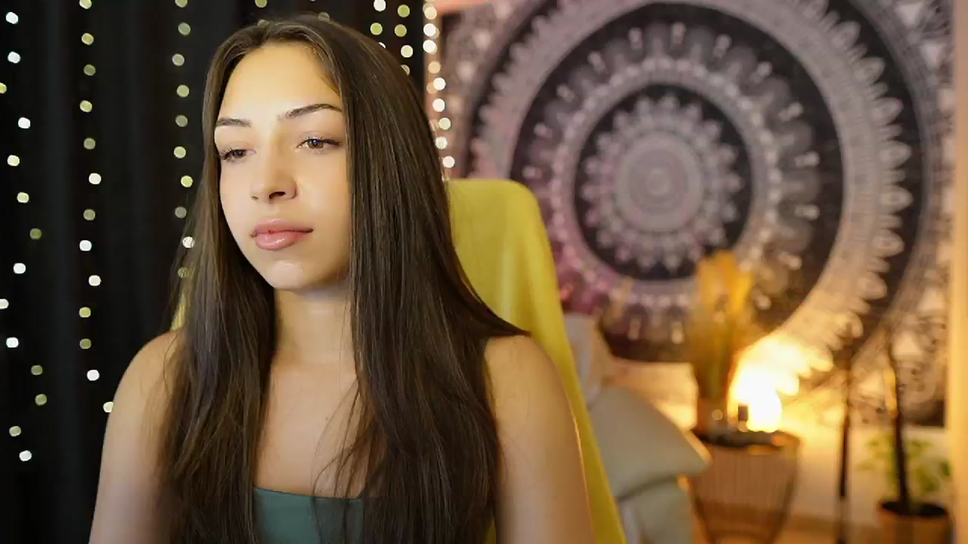 Gallery image thumbnail from Briar__Rose's myfreecams stream on, 07/16/2024, 17:03 image 2 of 20