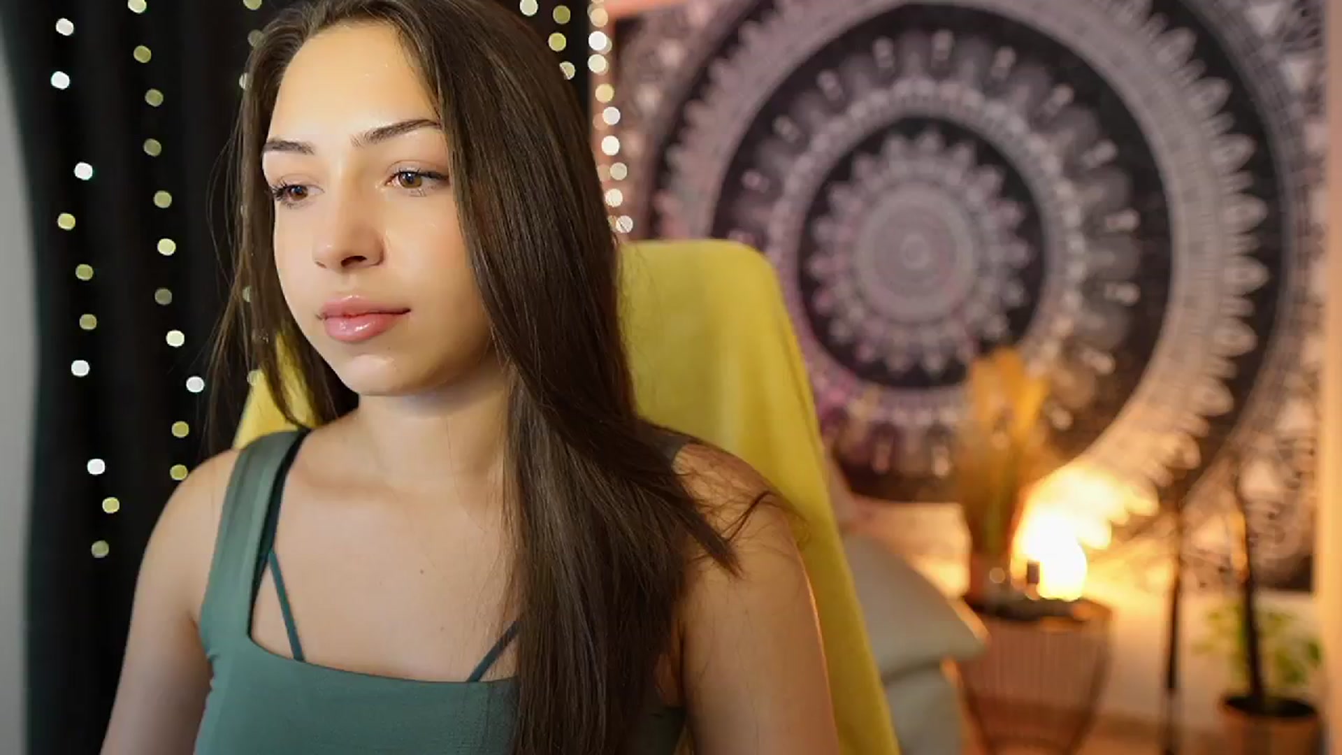 Gallery image thumbnail from Briar__Rose's myfreecams stream on, 07/16/2024, 17:03 image 10 of 20