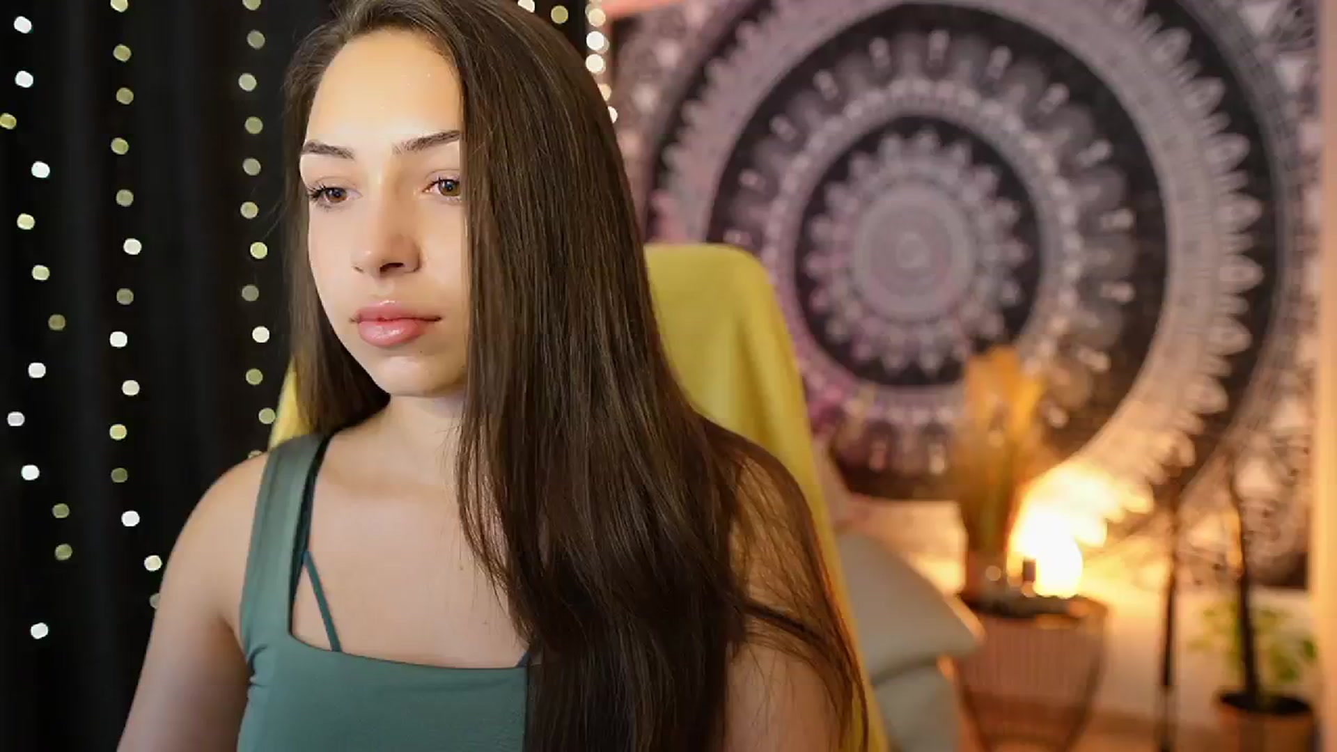 Gallery image thumbnail from Briar__Rose's myfreecams stream on, 07/16/2024, 17:03 image 14 of 20