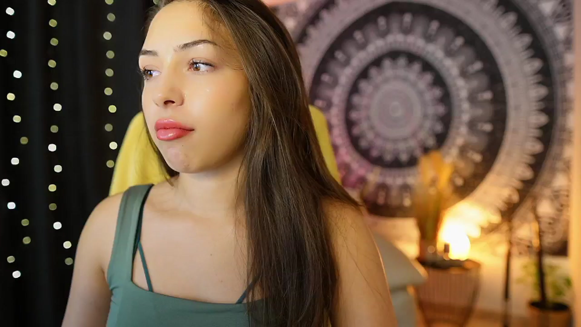 Gallery image thumbnail from Briar__Rose's myfreecams stream on, 07/16/2024, 18:02 image 4 of 20