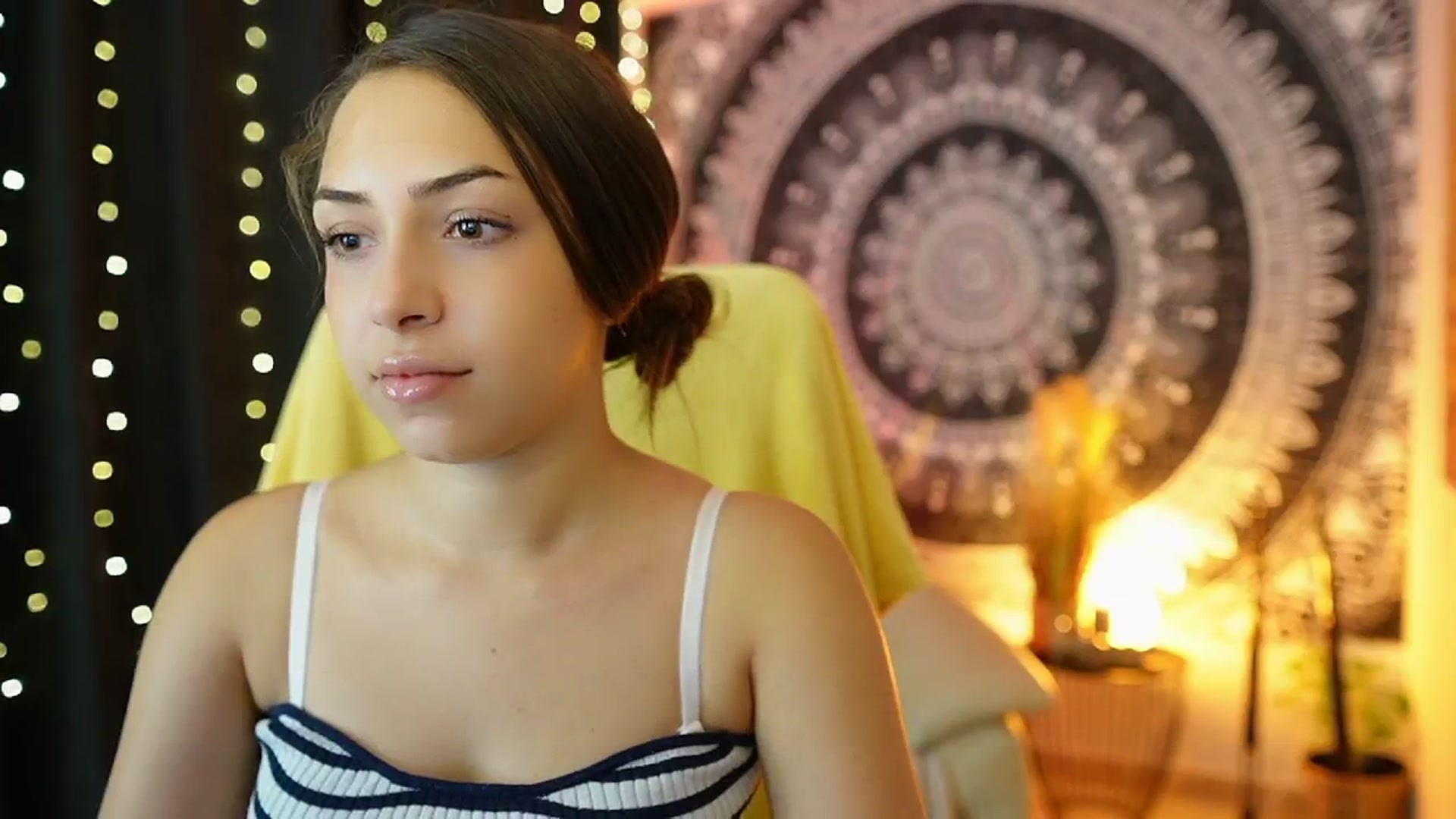 Gallery image thumbnail from Briar__Rose's myfreecams stream on, 07/17/2024, 14:47 image 20 of 20