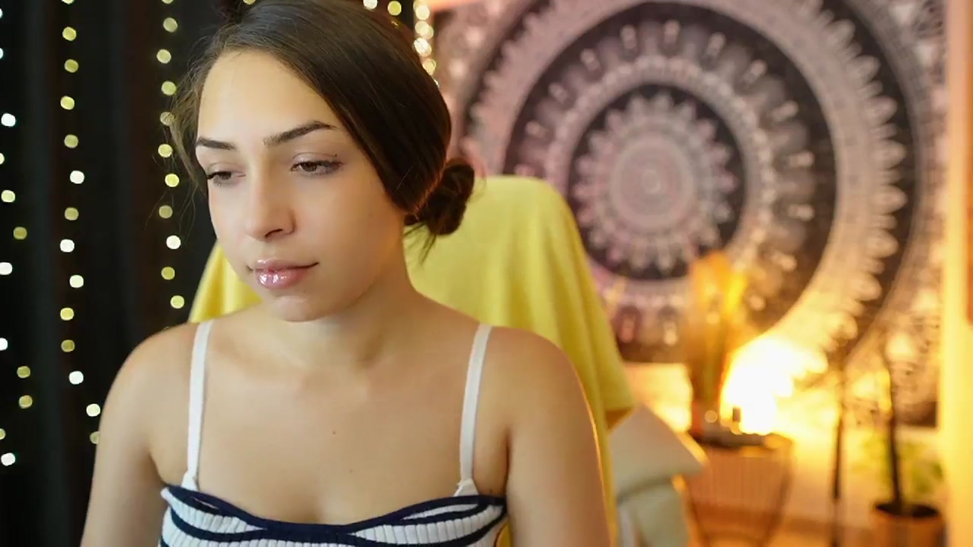 Gallery image thumbnail from Briar__Rose's myfreecams stream on, 07/17/2024, 14:47 image 2 of 20