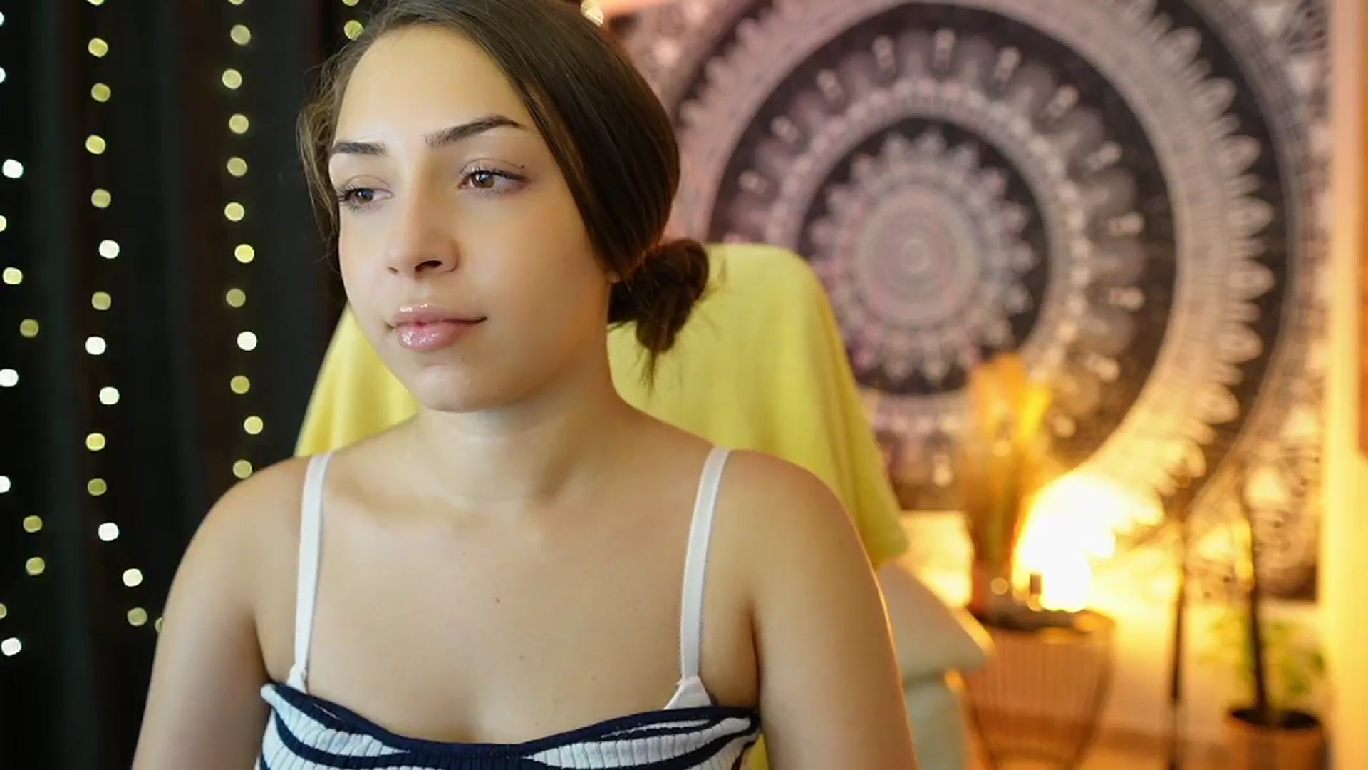Gallery image thumbnail from Briar__Rose's myfreecams stream on, 07/17/2024, 14:47 image 7 of 20