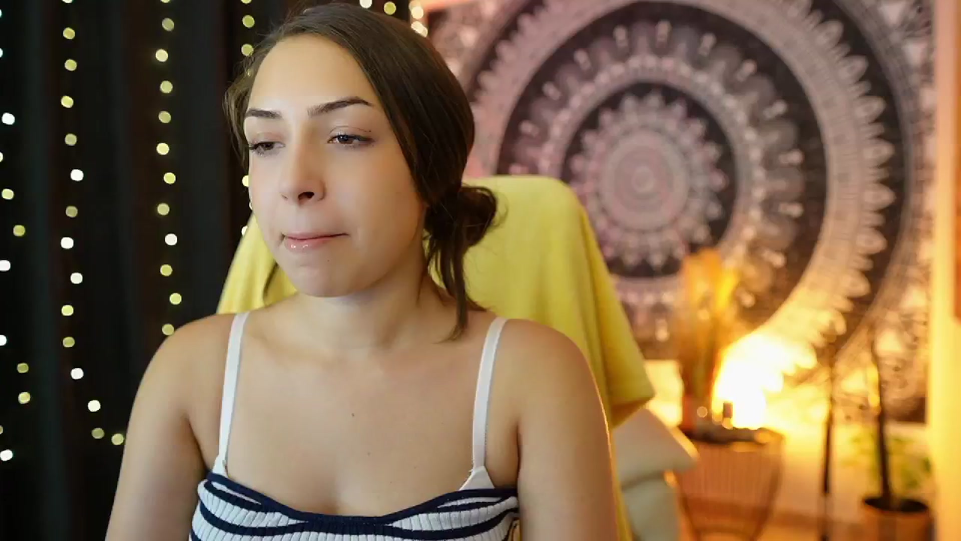 Gallery image thumbnail from Briar__Rose's myfreecams stream on, 07/17/2024, 15:25 image 19 of 20