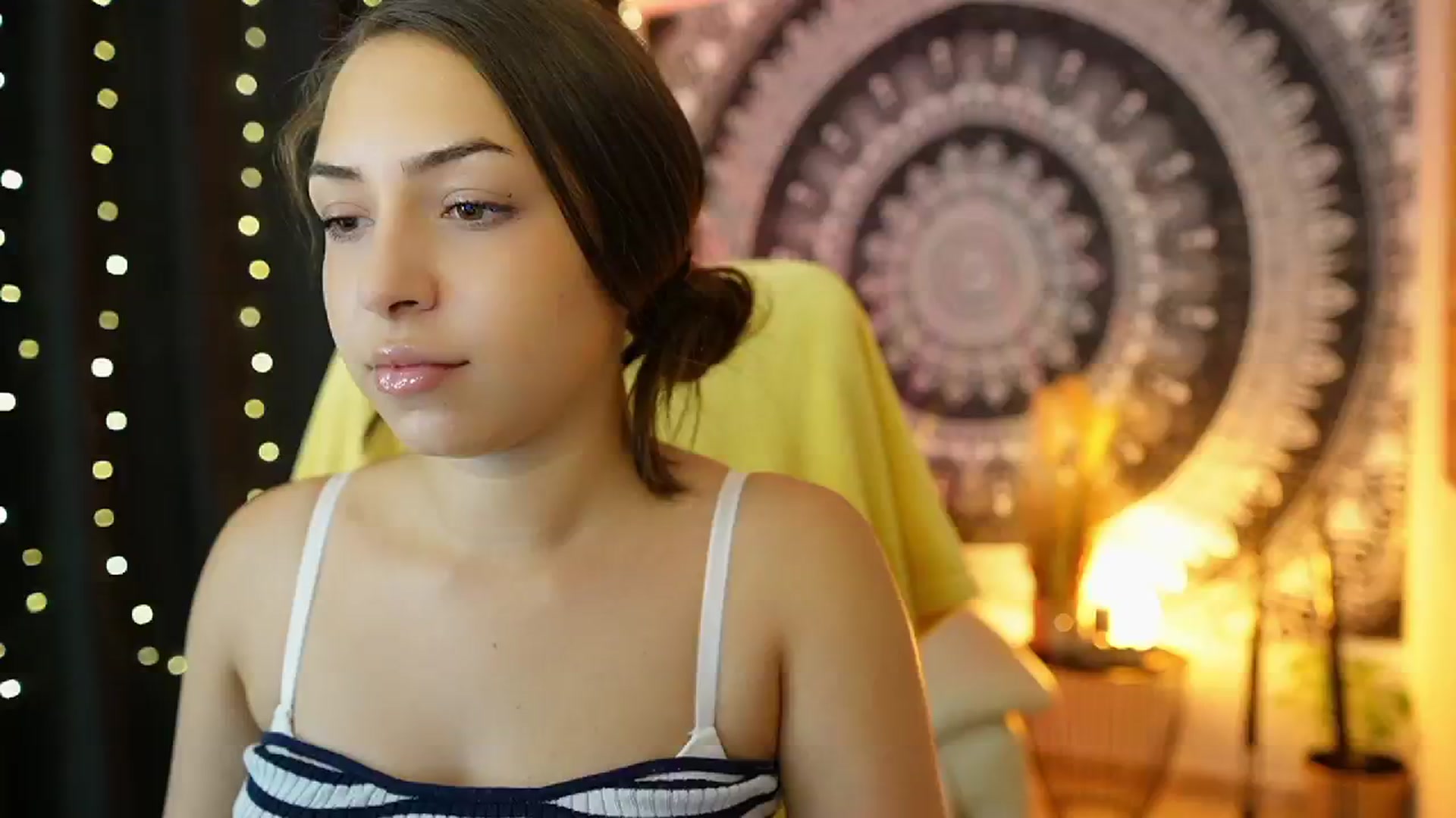 Gallery image thumbnail from Briar__Rose's myfreecams stream on, 07/17/2024, 15:25 image 5 of 20