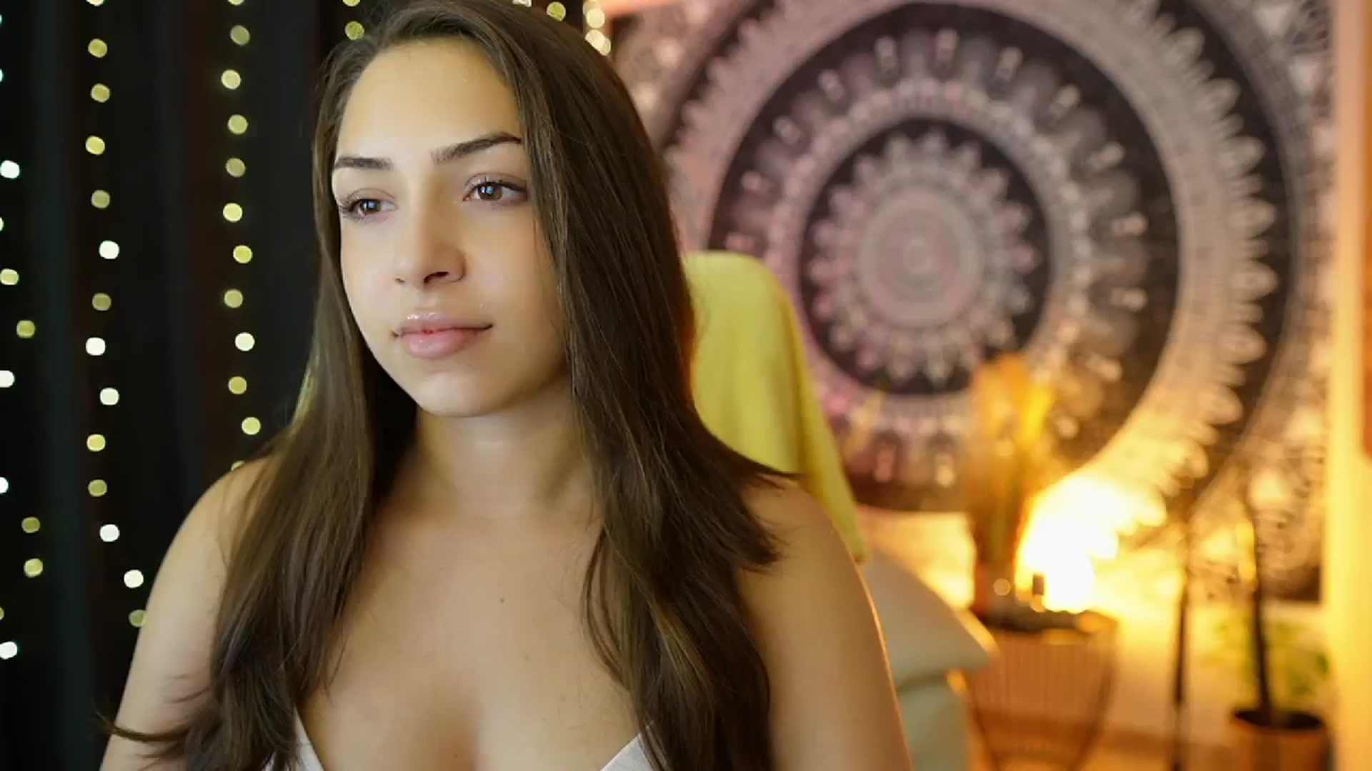 Gallery image thumbnail from Briar__Rose's myfreecams stream on, 07/17/2024, 16:09 image 10 of 20