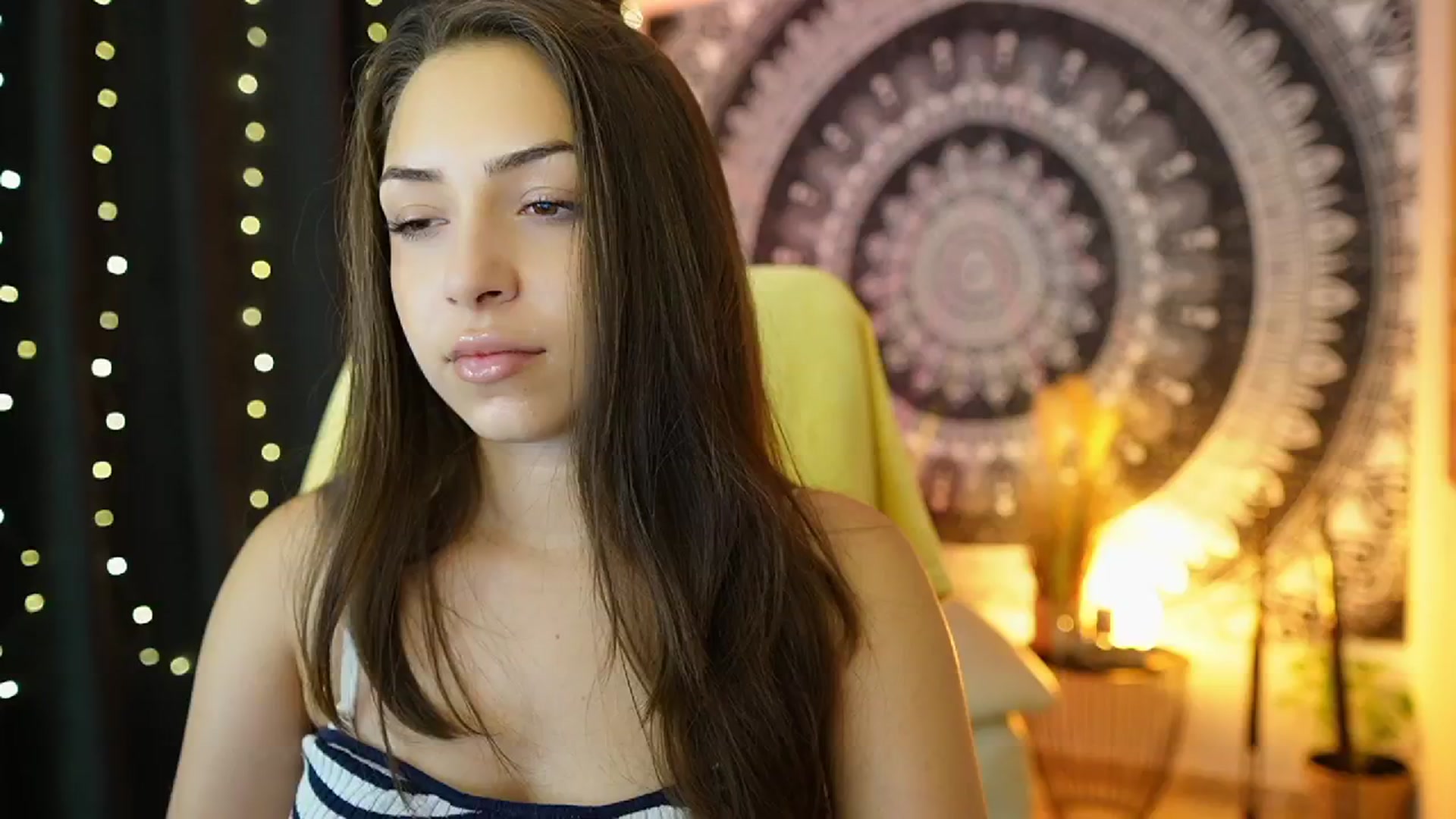 Gallery image thumbnail from Briar__Rose's myfreecams stream on, 07/17/2024, 16:37 image 16 of 20