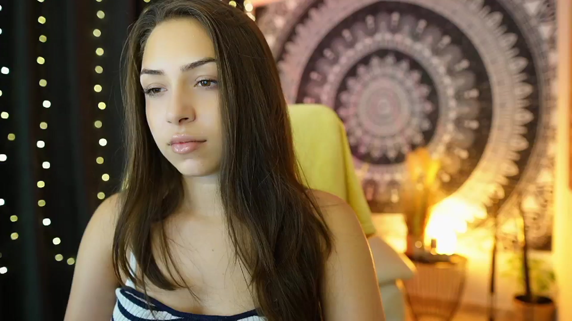 Gallery image thumbnail from Briar__Rose's myfreecams stream on, 07/17/2024, 16:37 image 15 of 20
