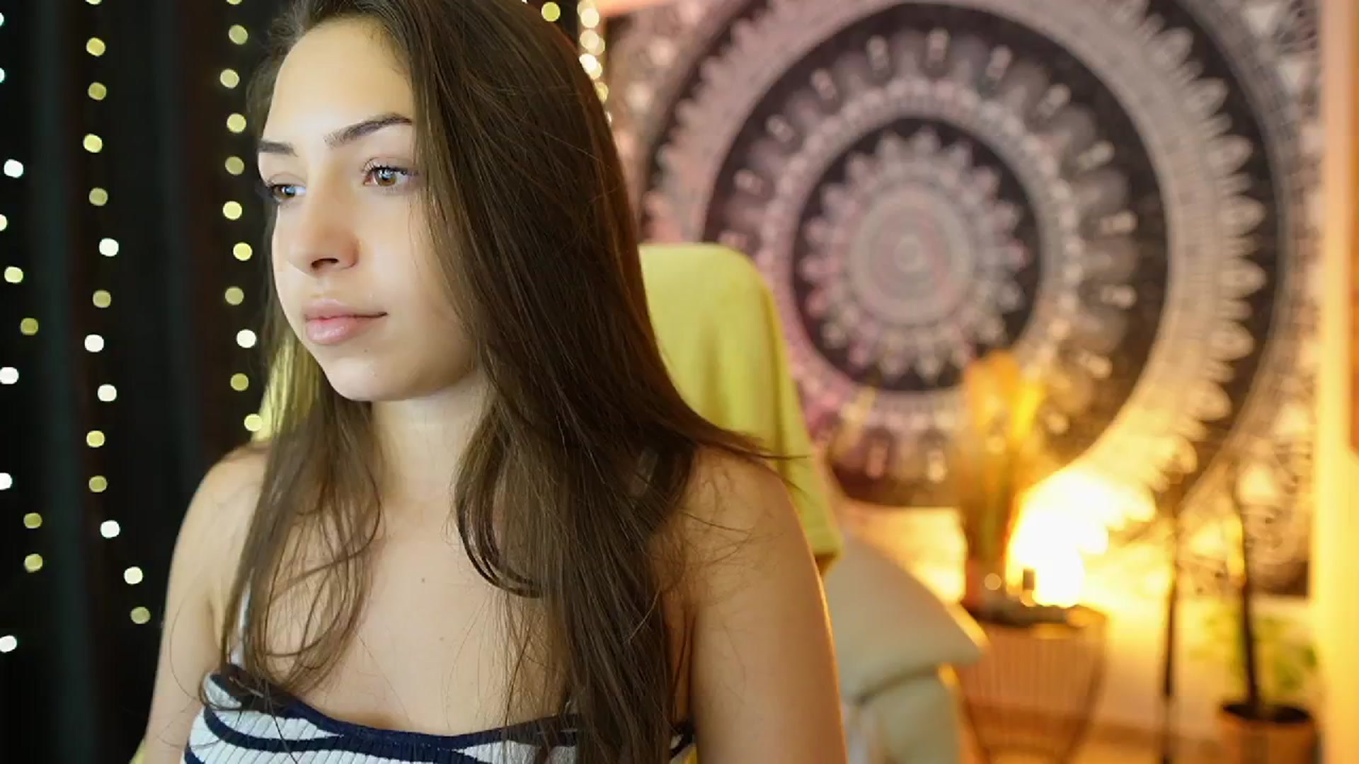 Gallery image thumbnail from Briar__Rose's myfreecams stream on, 07/17/2024, 17:50 image 17 of 20