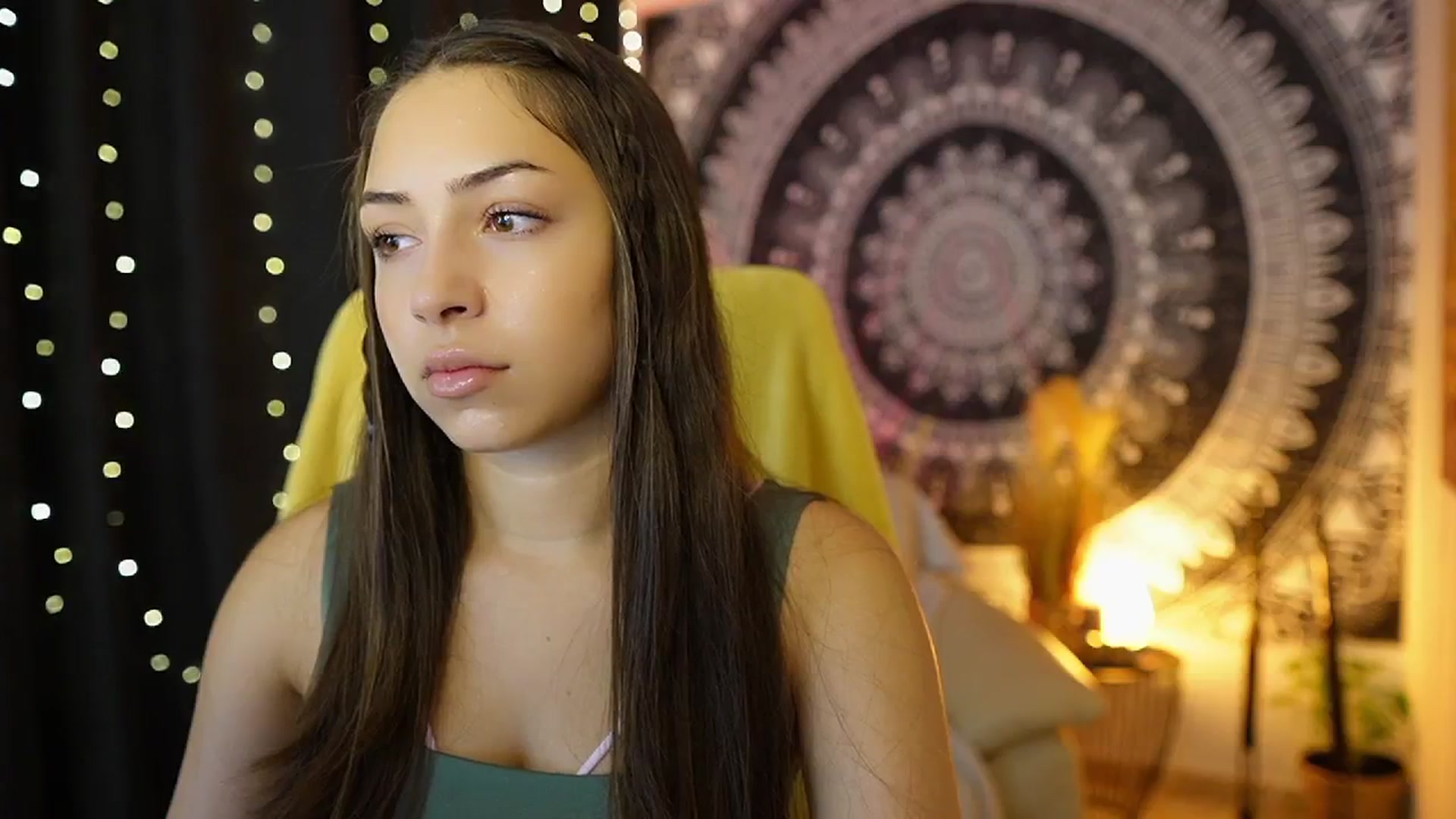 Gallery image thumbnail from Briar__Rose's myfreecams stream on, 07/18/2024, 14:48 image 9 of 20