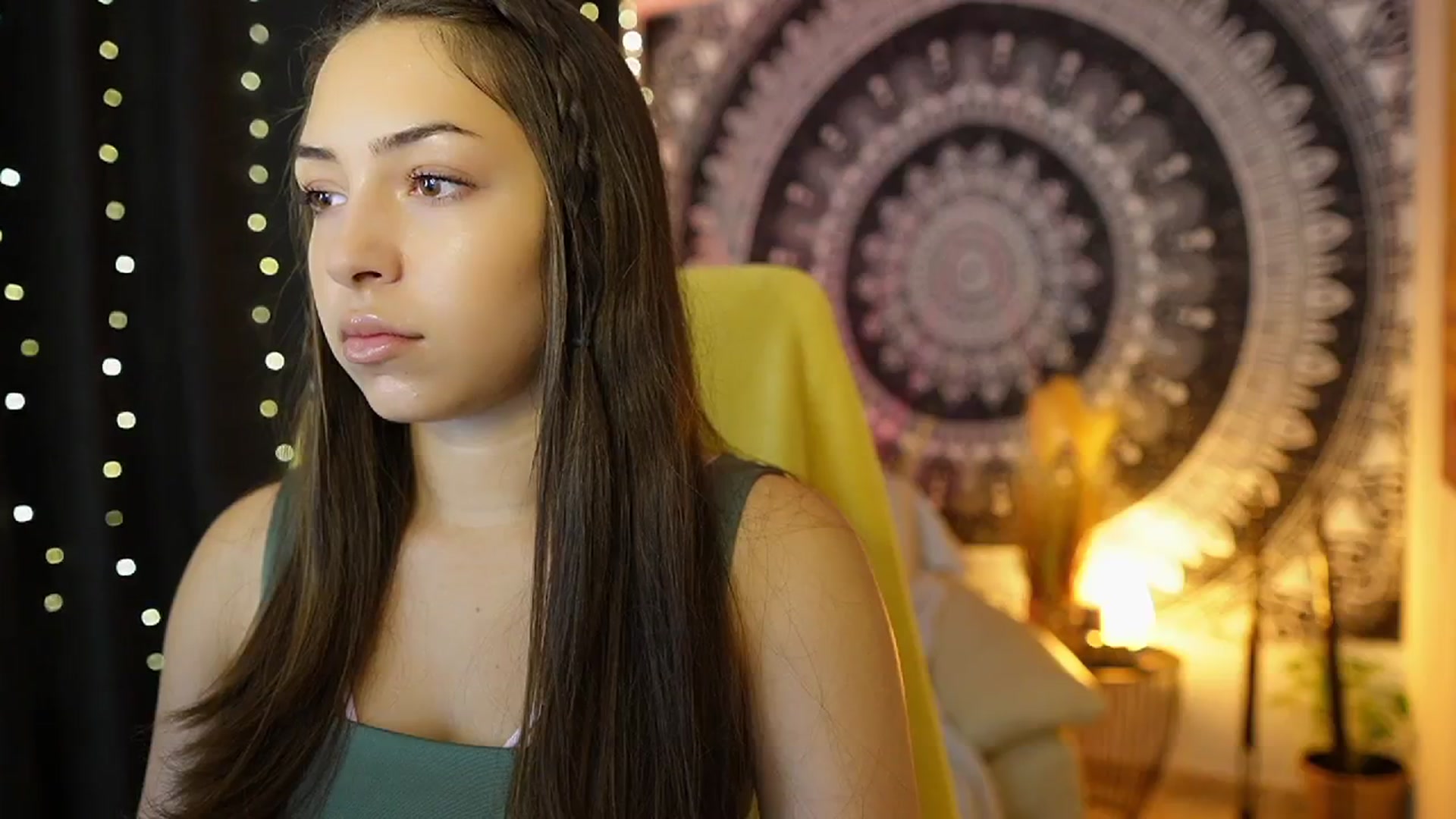 Gallery image thumbnail from Briar__Rose's myfreecams stream on, 07/18/2024, 14:48 image 10 of 20