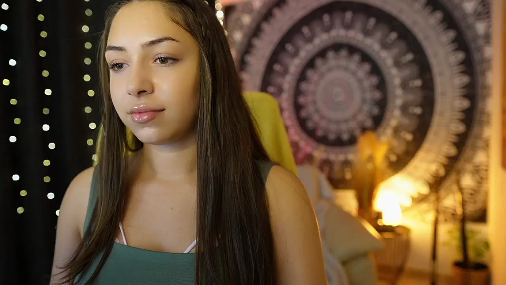 Gallery image thumbnail from Briar__Rose's myfreecams stream on, 07/18/2024, 16:18 image 17 of 20