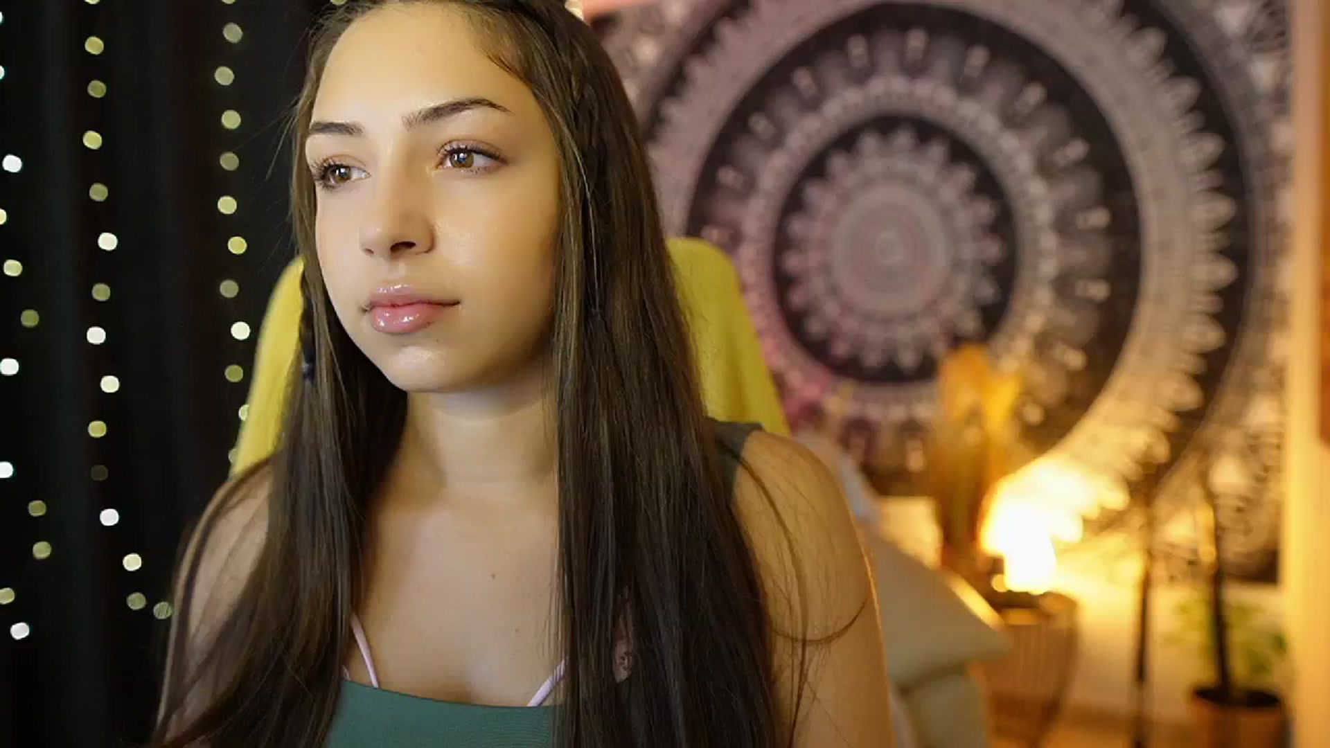 Gallery image thumbnail from Briar__Rose's myfreecams stream on, 07/18/2024, 16:18 image 9 of 20