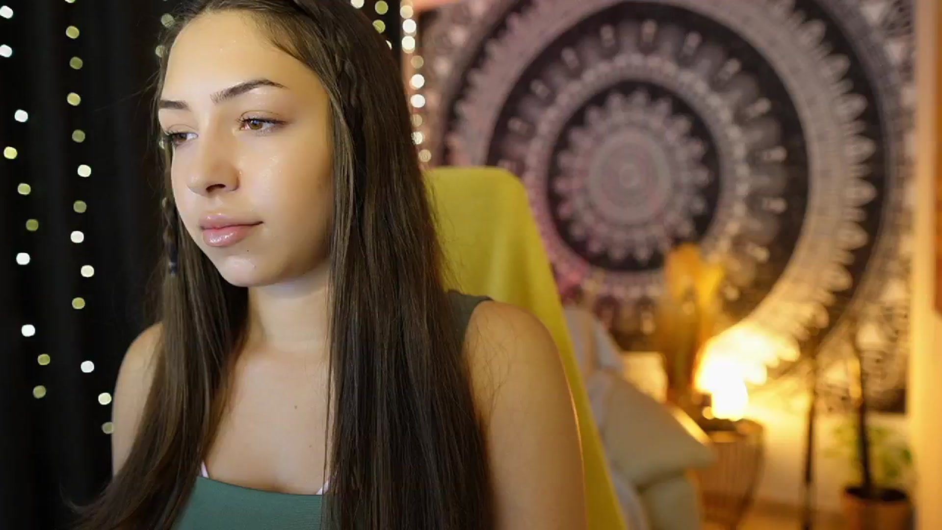 Gallery image thumbnail from Briar__Rose's myfreecams stream on, 07/18/2024, 17:57 image 3 of 20