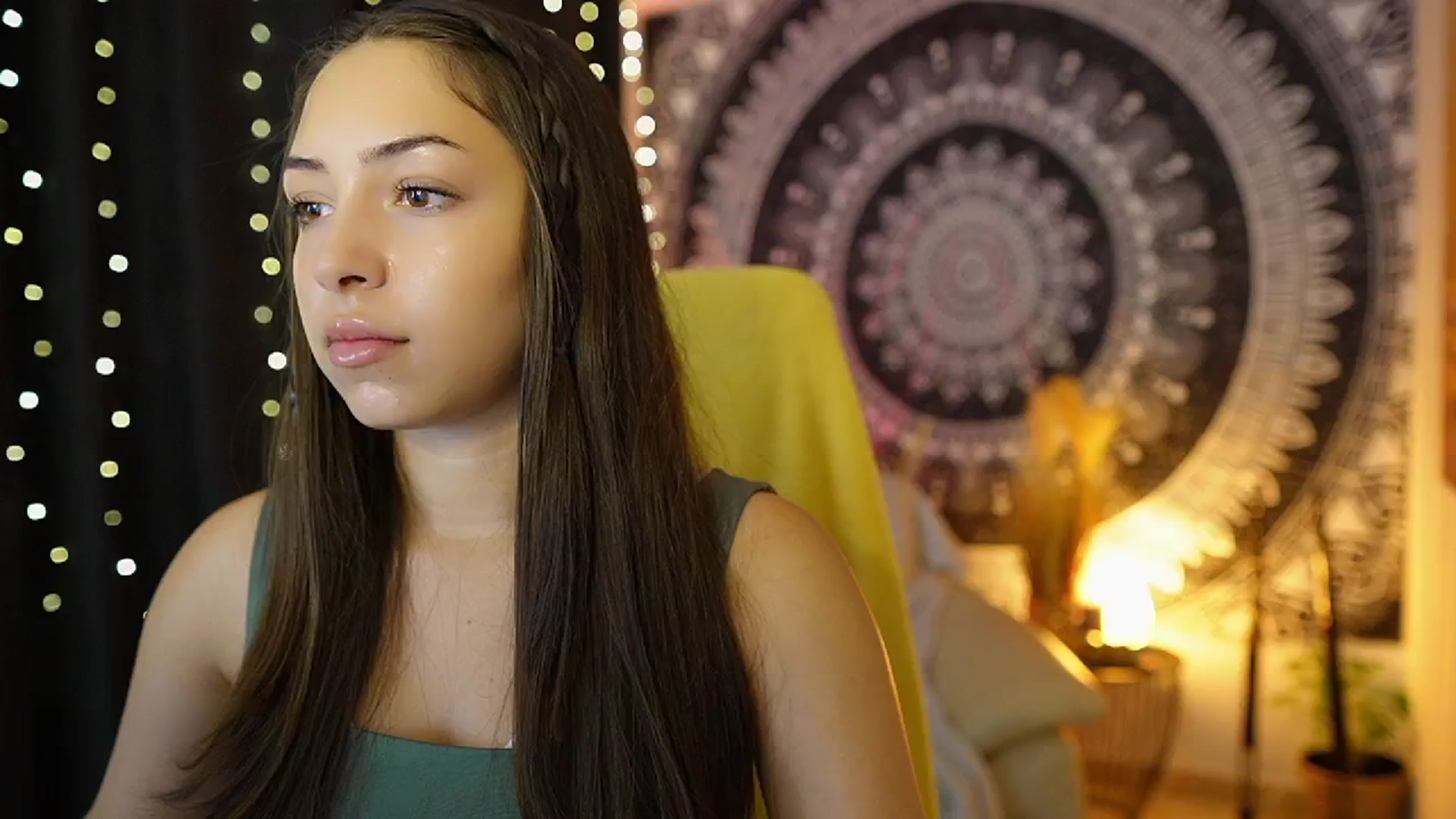 Gallery image thumbnail from Briar__Rose's myfreecams stream on, 07/18/2024, 17:57 image 14 of 20