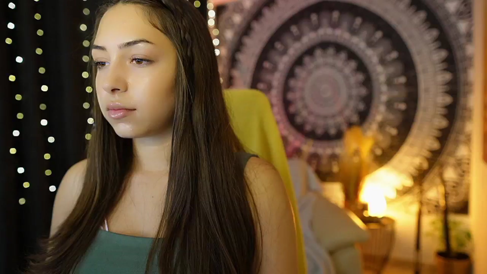 Gallery image thumbnail from Briar__Rose's myfreecams stream on, 07/18/2024, 17:57 image 8 of 20