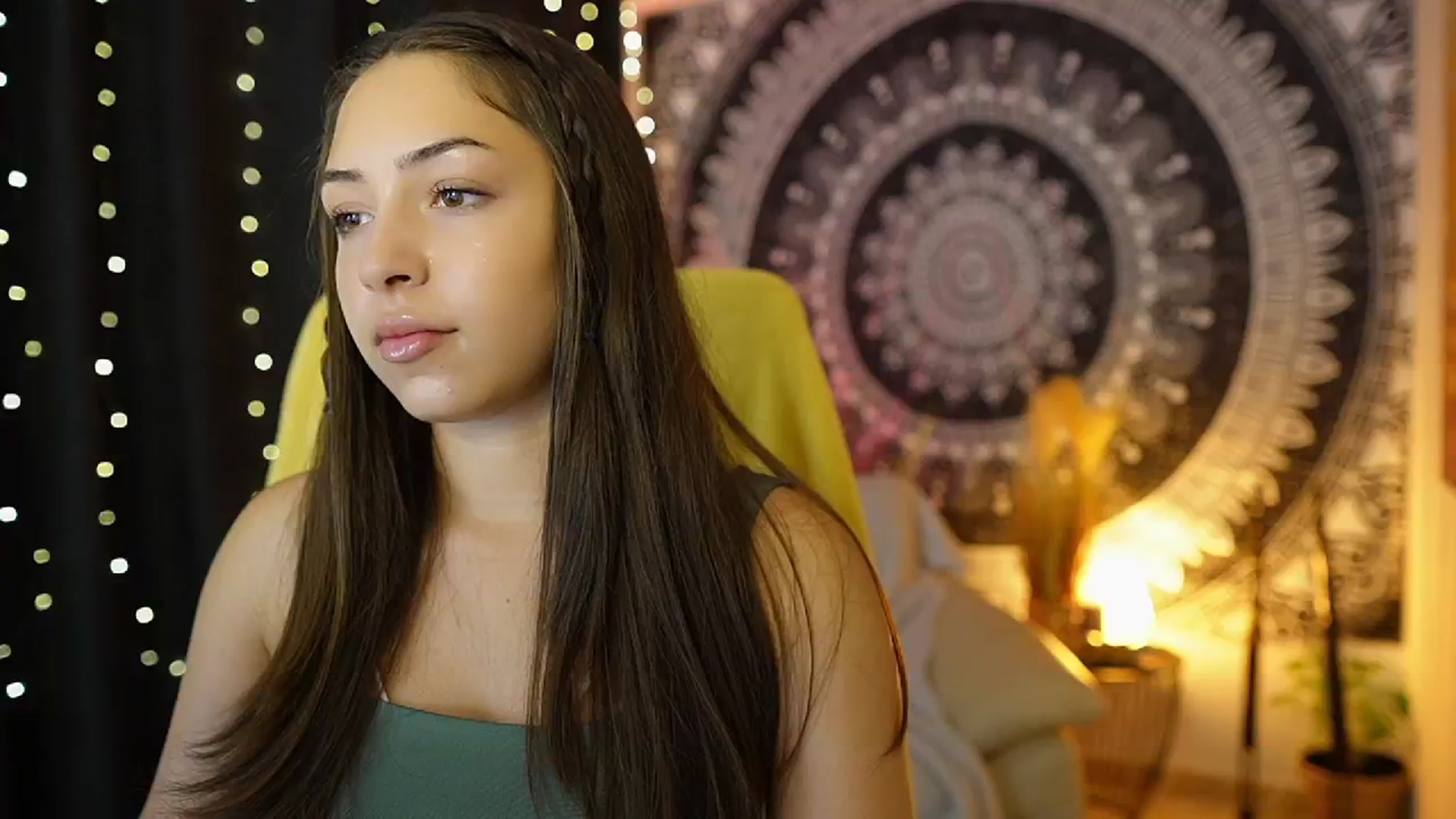 Gallery image thumbnail from Briar__Rose's myfreecams stream on, 07/18/2024, 17:57 image 6 of 20