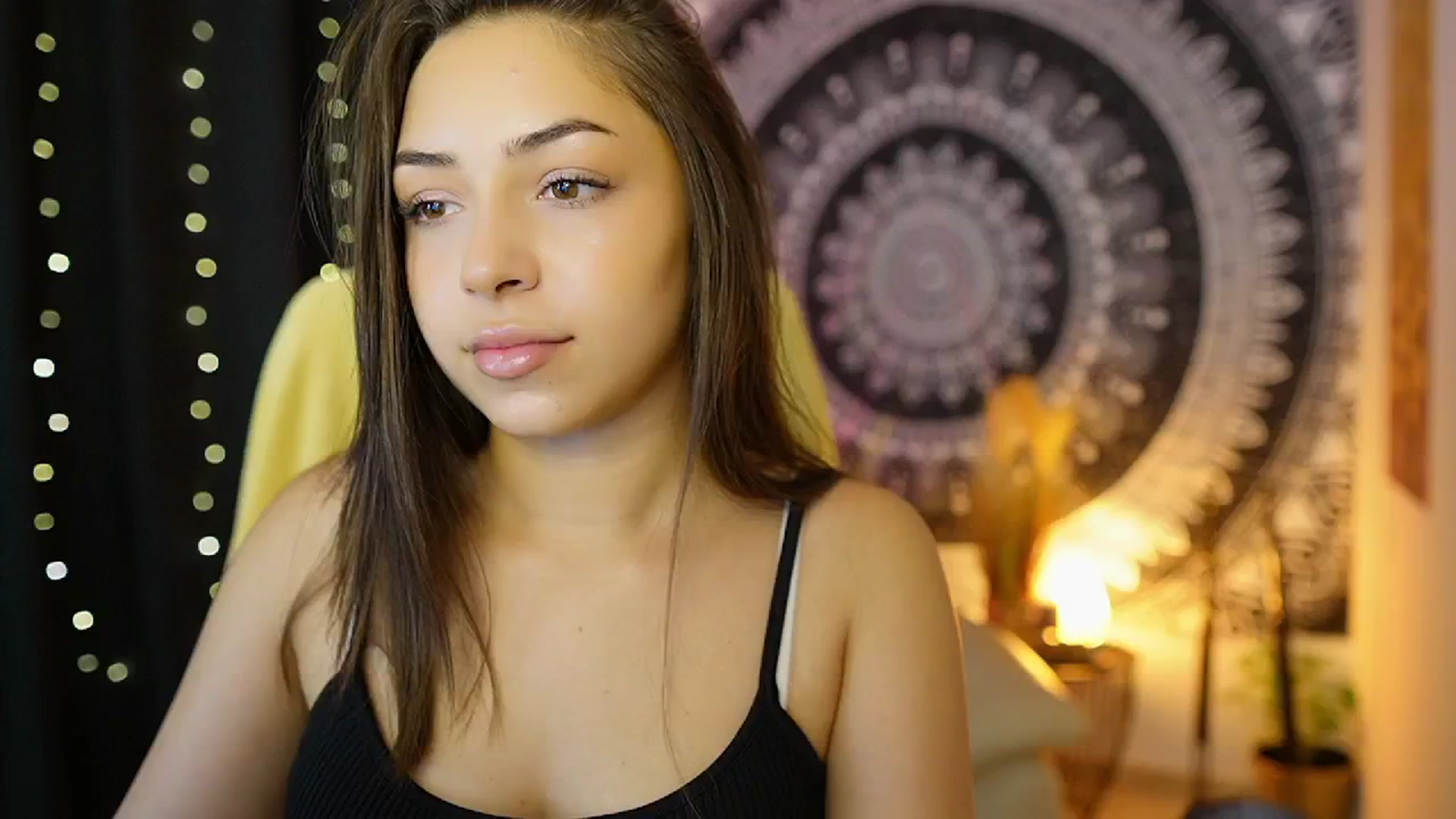Gallery image thumbnail from Briar__Rose's myfreecams stream on, 07/21/2024, 14:03 image 15 of 20